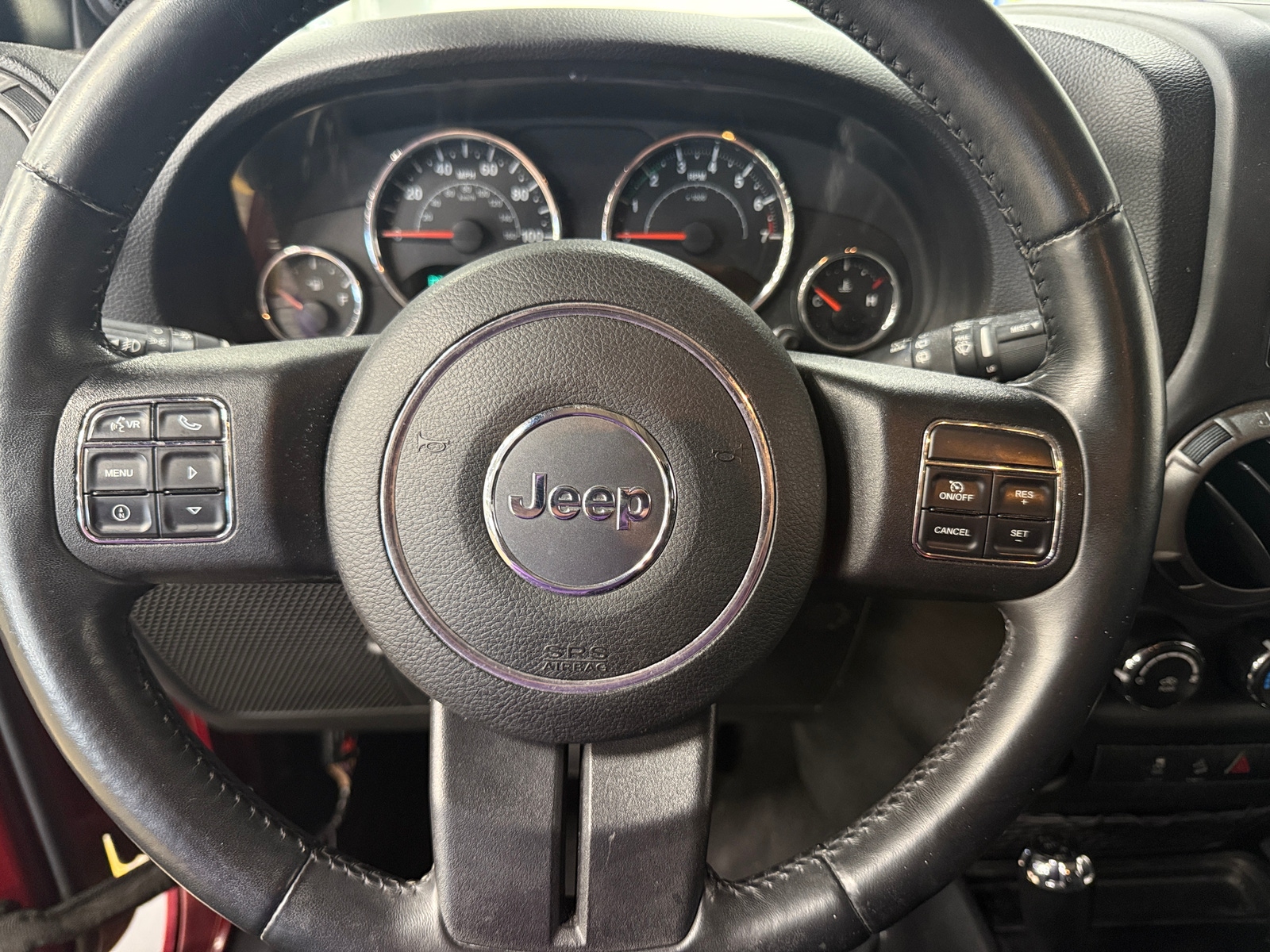 Thumbnail: 2012 Jeep Wrangler - 5