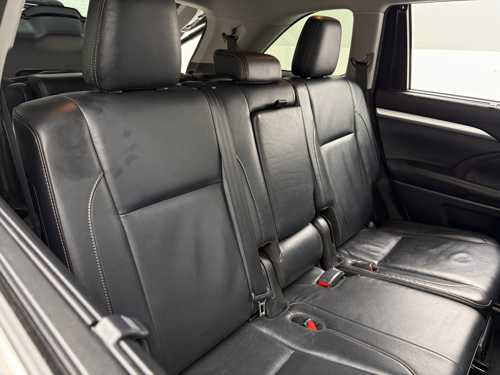 Thumbnail: 2017 Toyota Highlander - 5