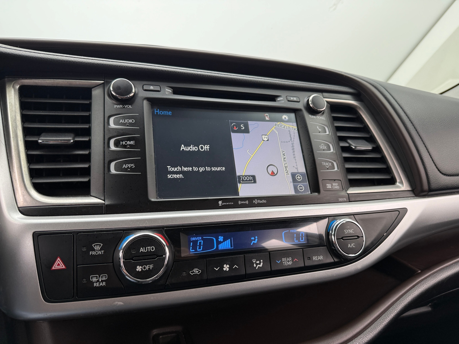 Thumbnail: 2017 Toyota Highlander - 3