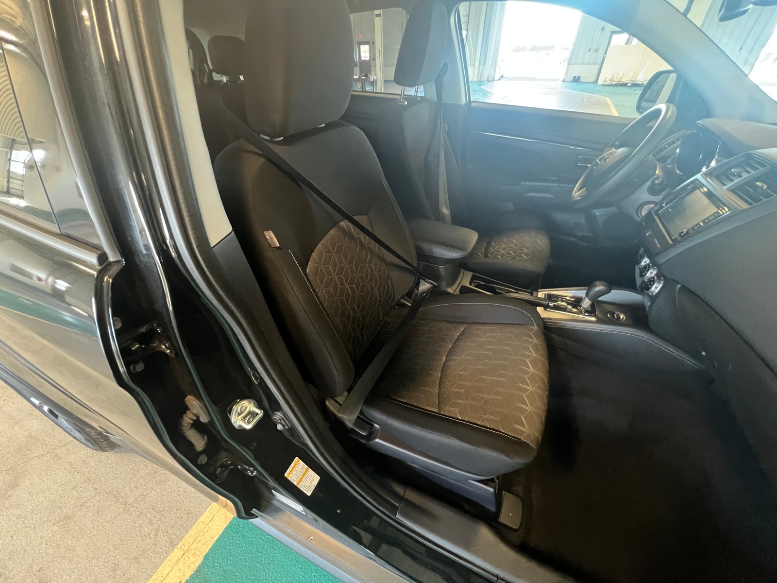 Thumbnail: 2024 Mitsubishi Outlander Sport - 2