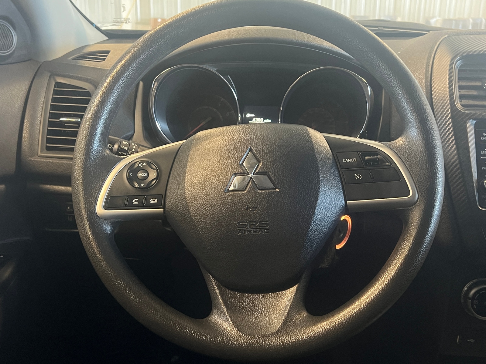 Thumbnail: 2024 Mitsubishi Outlander Sport - 5