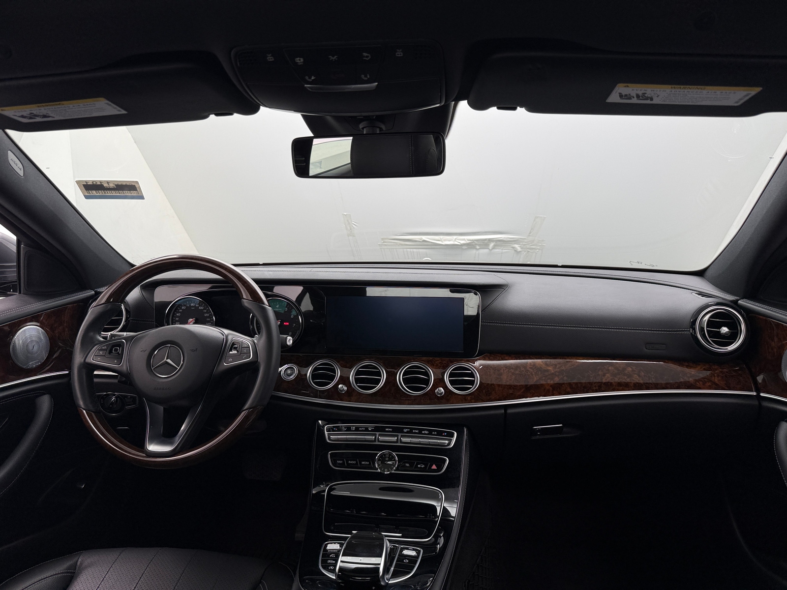 Thumbnail: 2017 Mercedes-Benz E-Class - 2