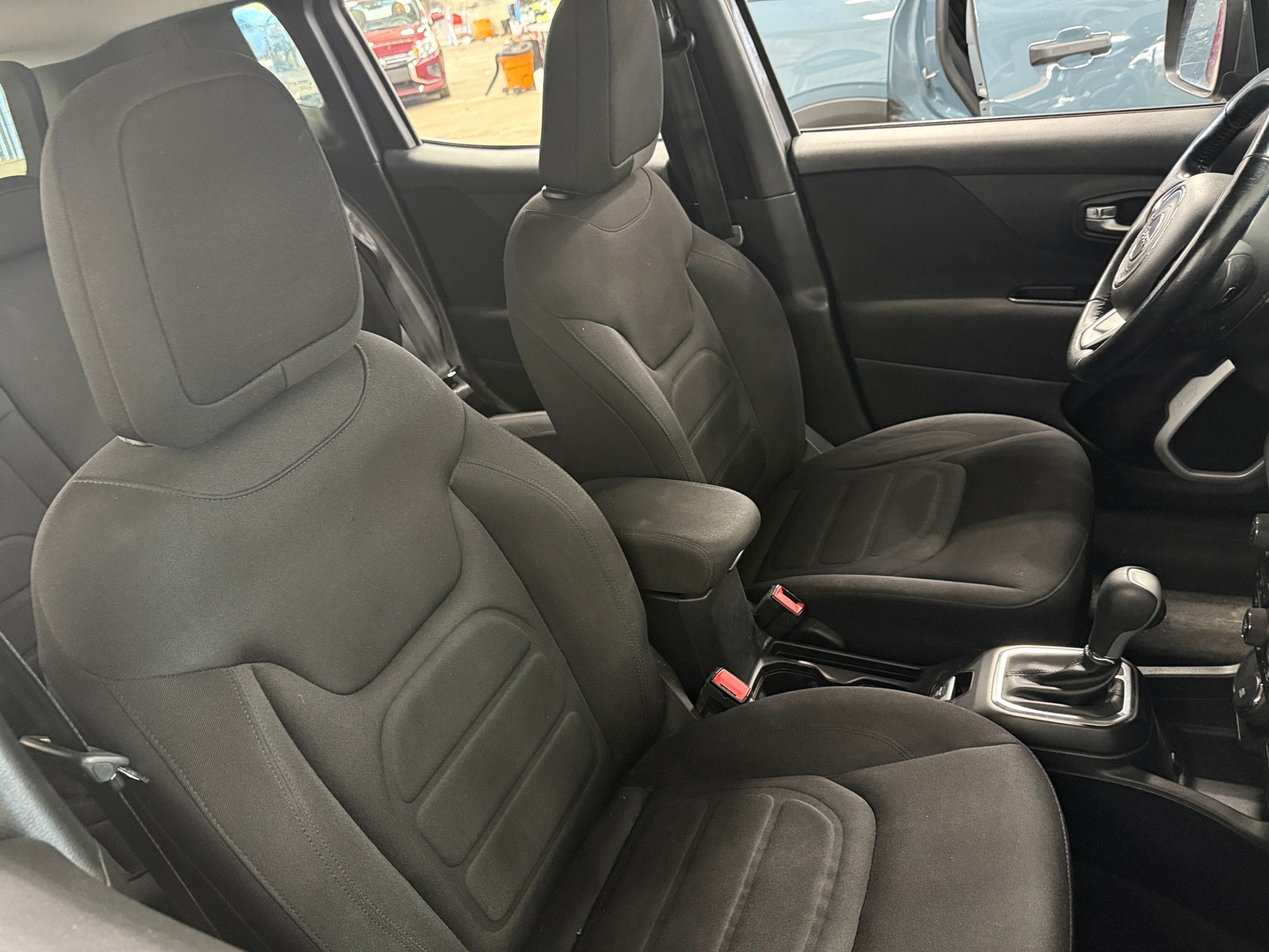 Thumbnail: 2019 Jeep Renegade - 2