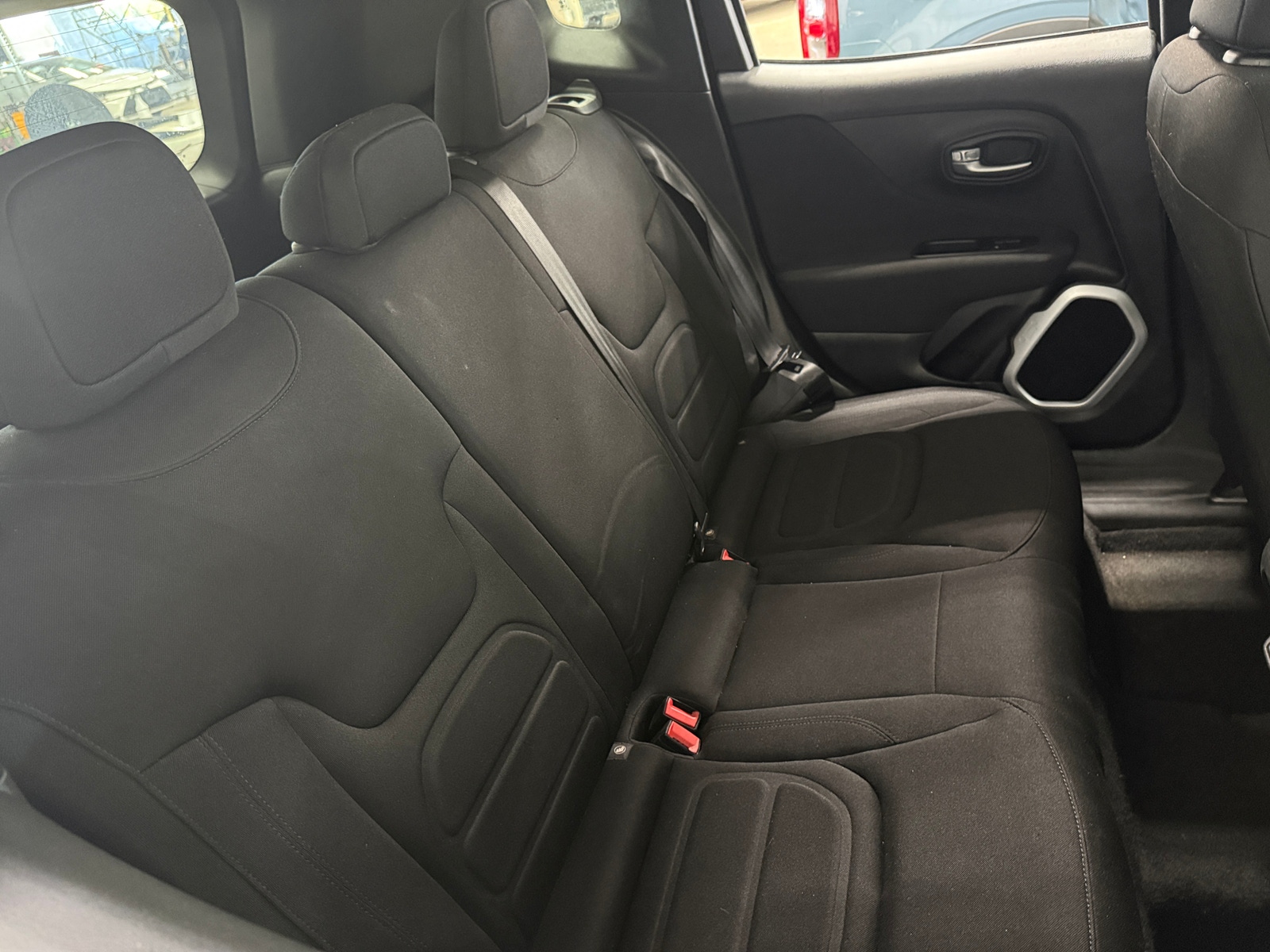 Thumbnail: 2019 Jeep Renegade - 6