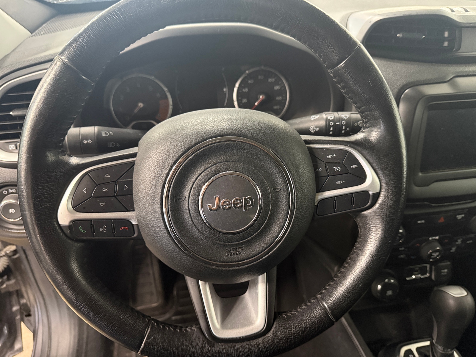Thumbnail: 2019 Jeep Renegade - 5