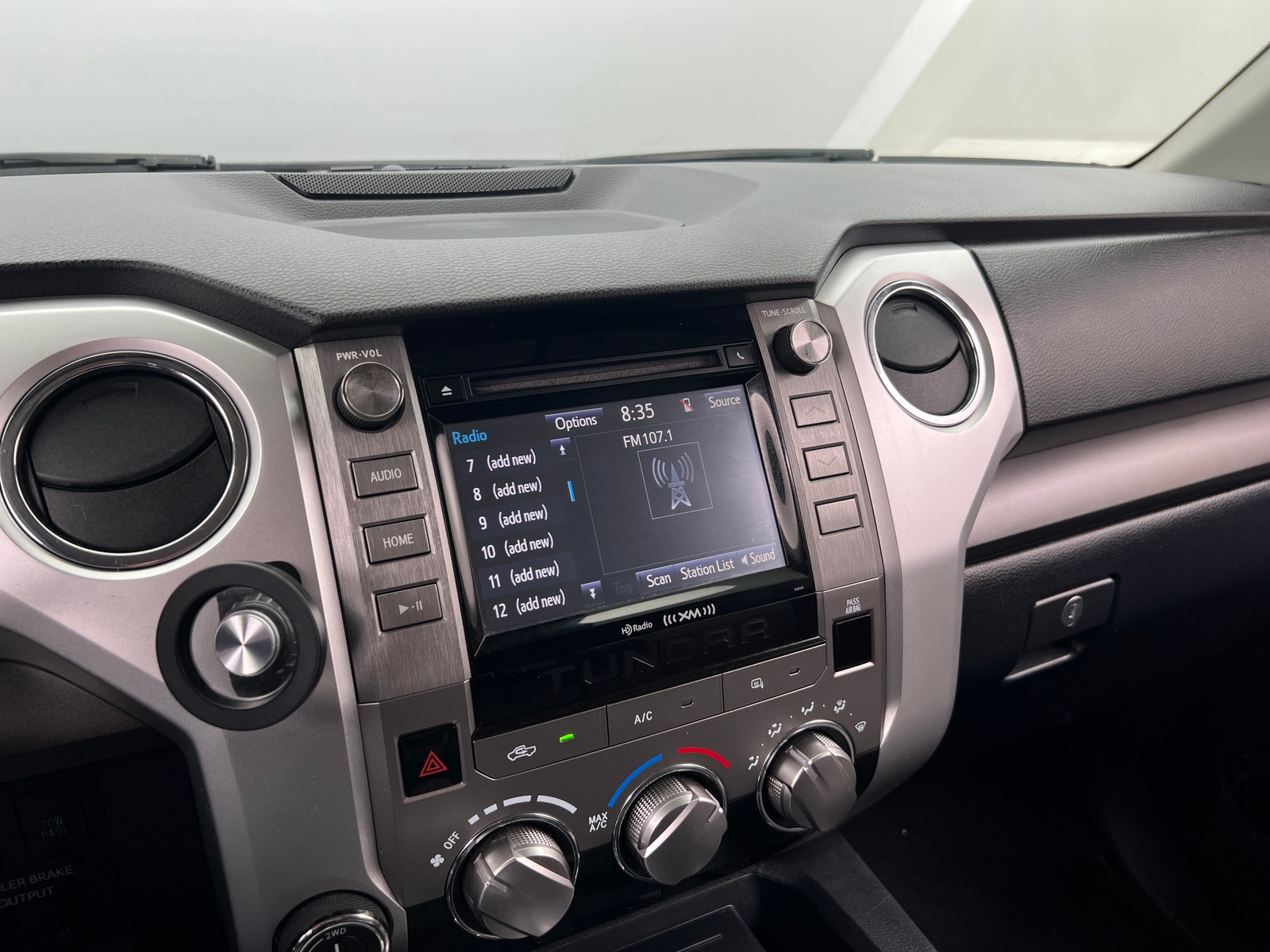 Thumbnail: 2019 Toyota Tundra - 4