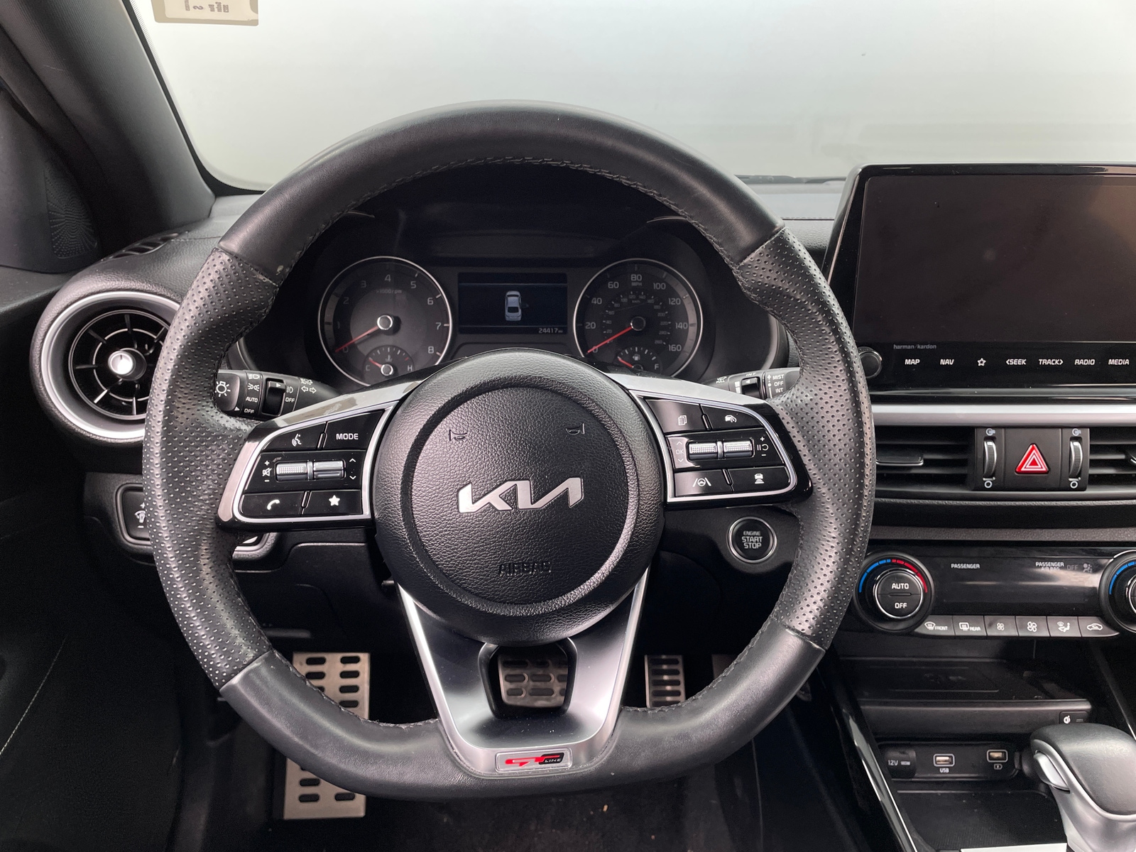 Thumbnail: 2023 Kia Forte - 5