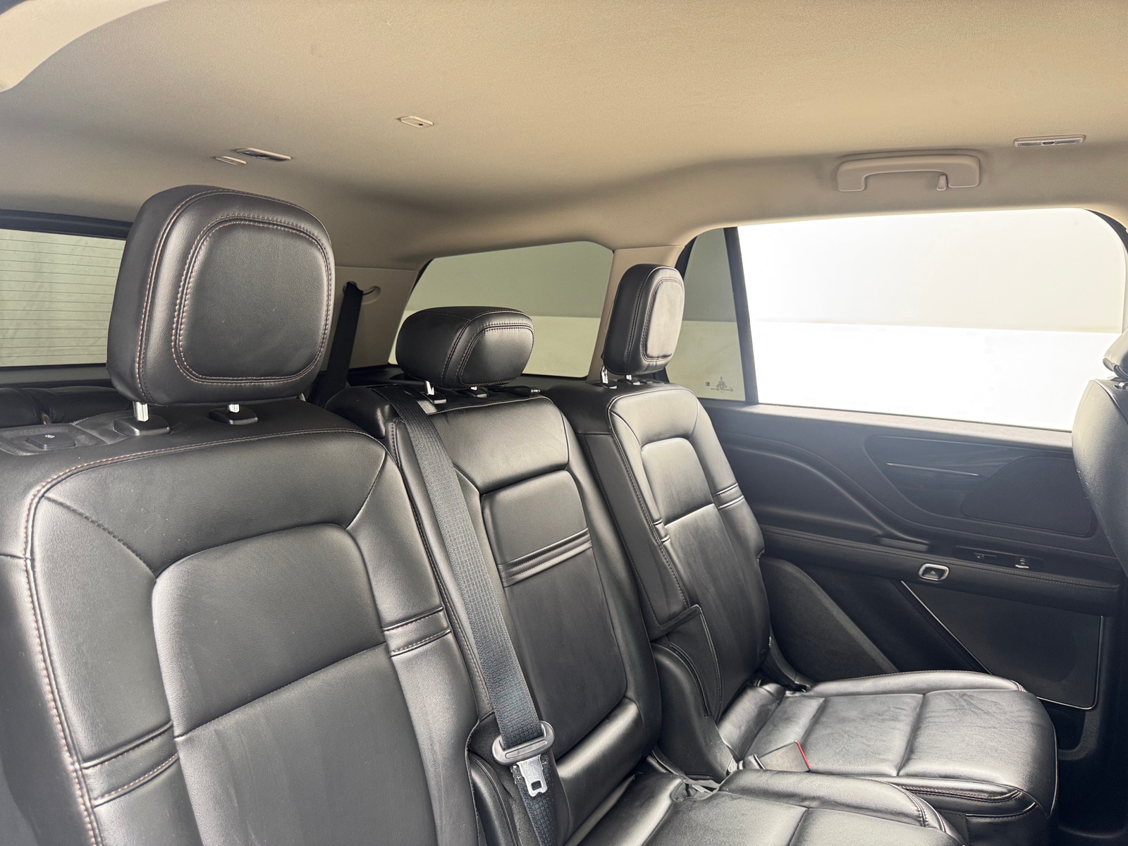 Thumbnail: 2023 Lincoln Aviator - 5