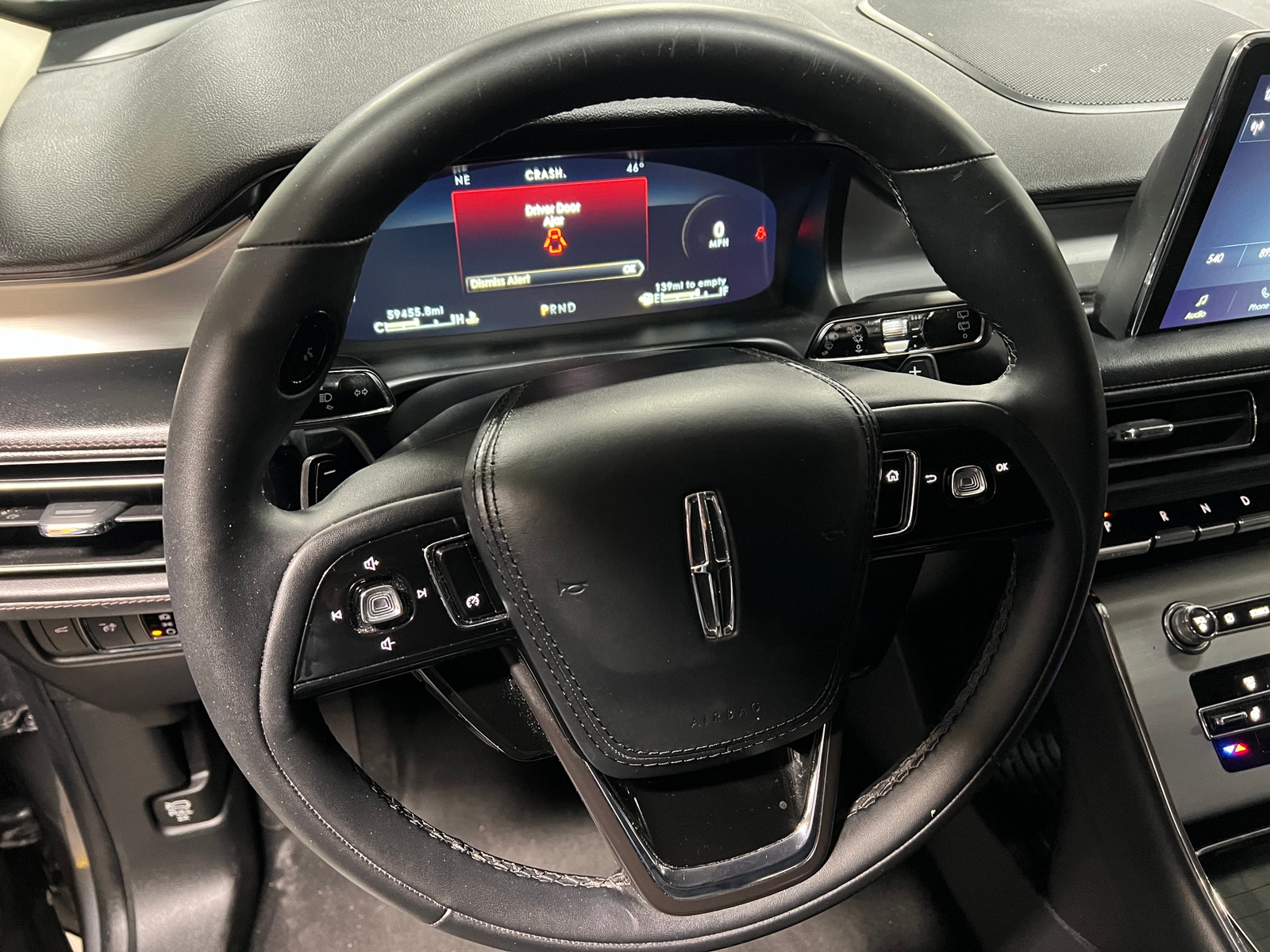 Thumbnail: 2023 Lincoln Aviator - 4