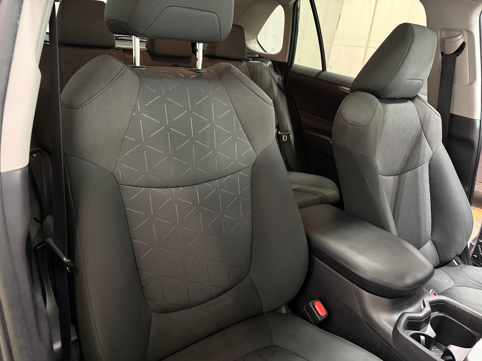 Thumbnail: 2020 Toyota RAV4 - 2
