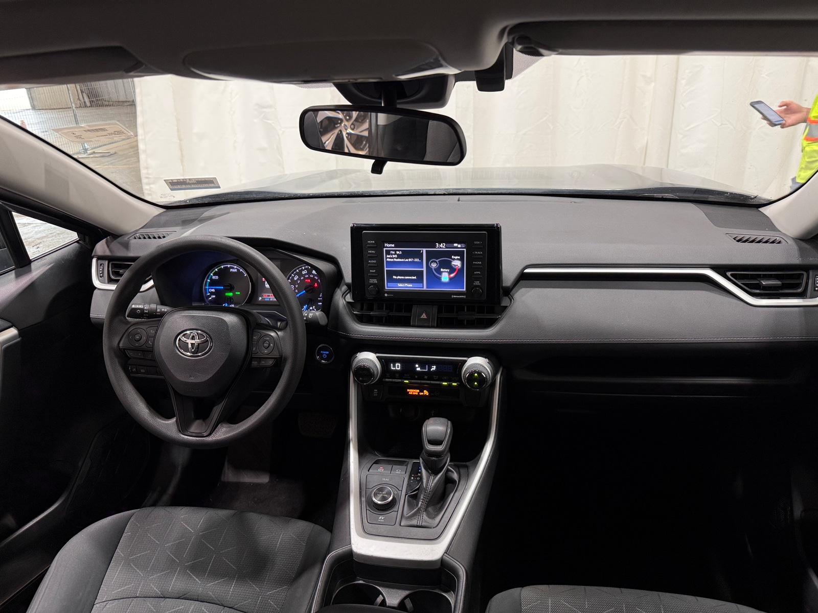 Thumbnail: 2020 Toyota RAV4 - 3