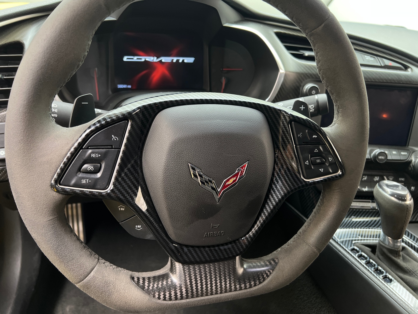 Thumbnail: 2018 Chevrolet Corvette - 3