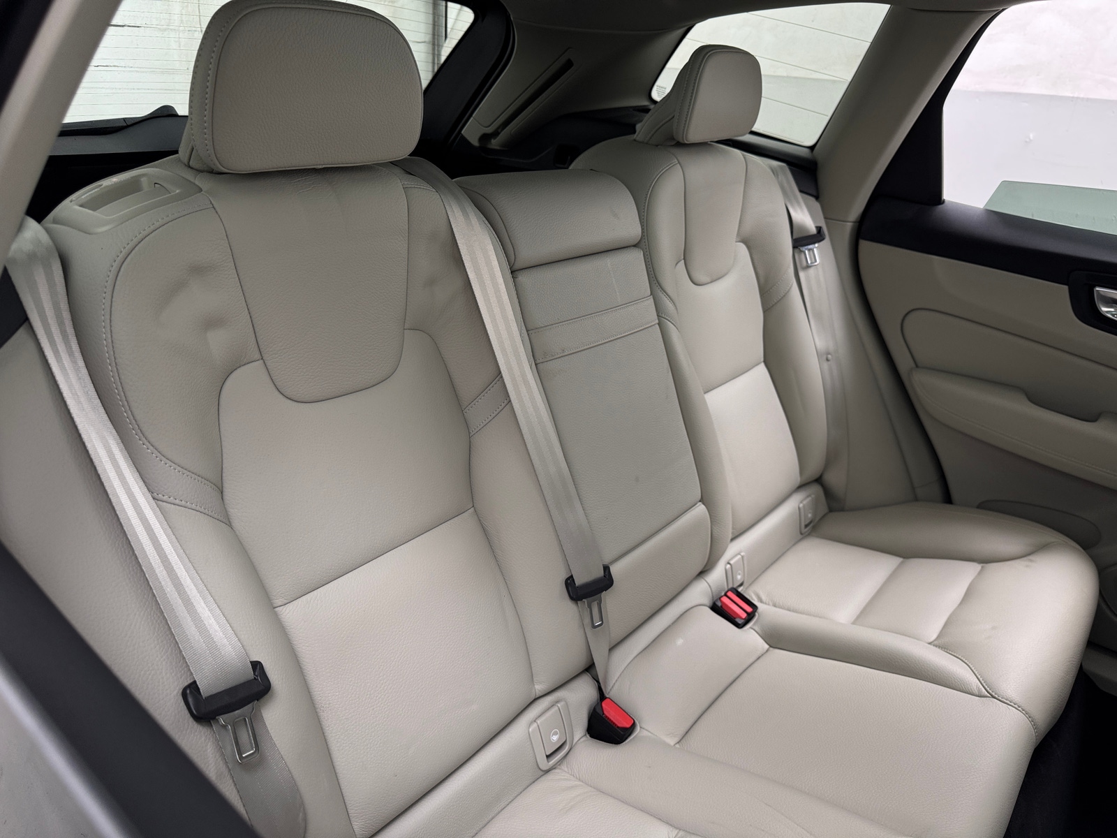 Thumbnail: 2020 Volvo XC60 - 5