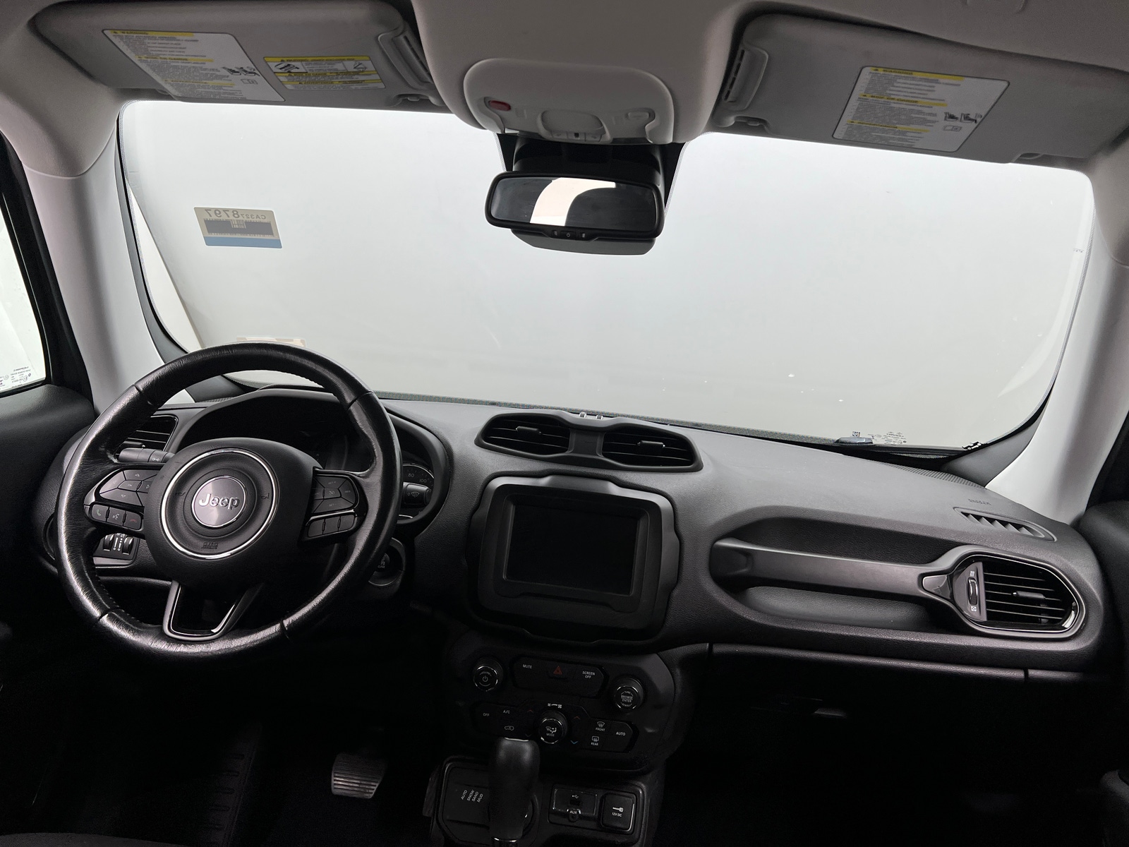 Thumbnail: 2020 Jeep Renegade - 3
