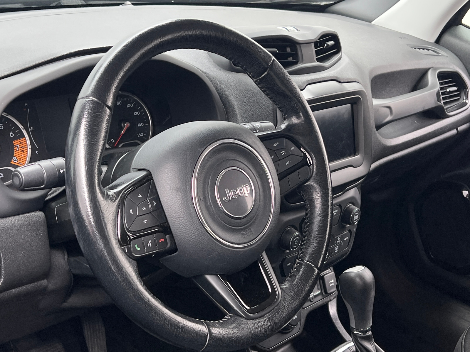 Thumbnail: 2020 Jeep Renegade - 5