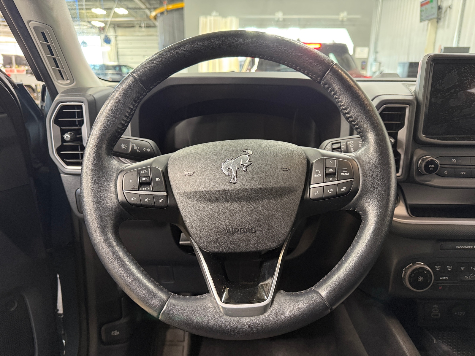 Thumbnail: 2023 Ford Bronco Sport - 5