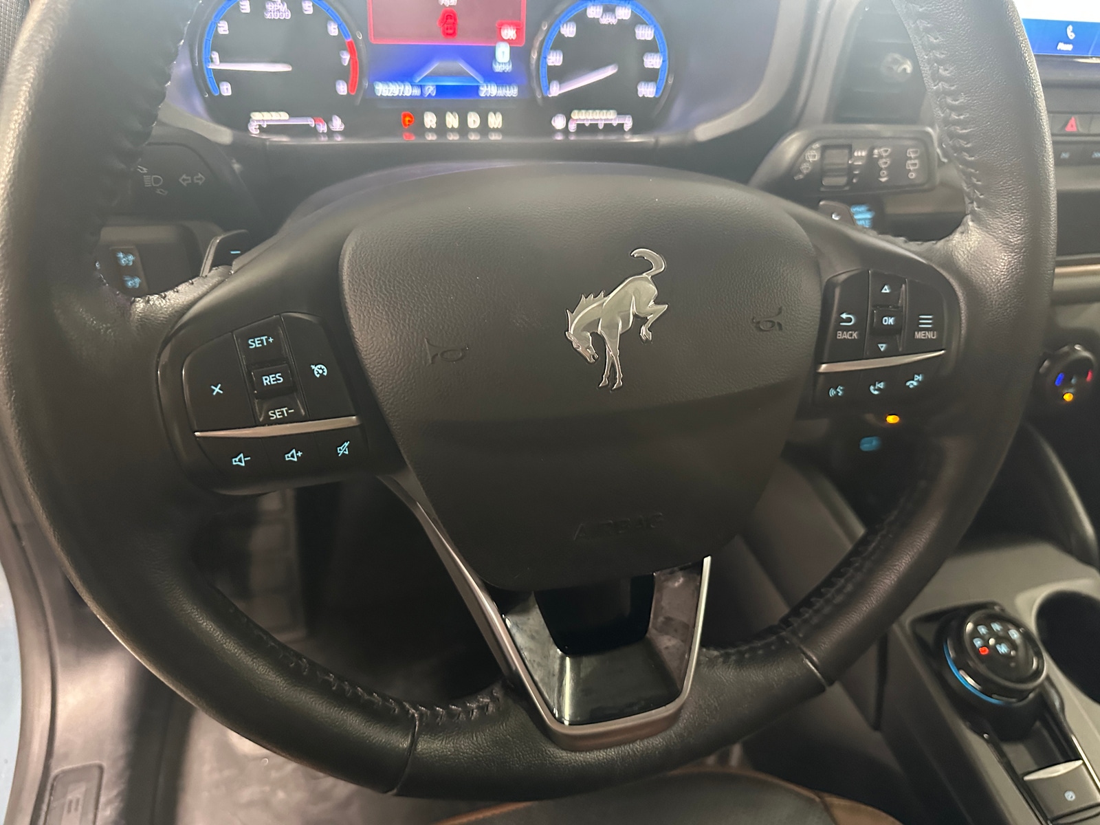 Thumbnail: 2022 Ford Bronco Sport - 5