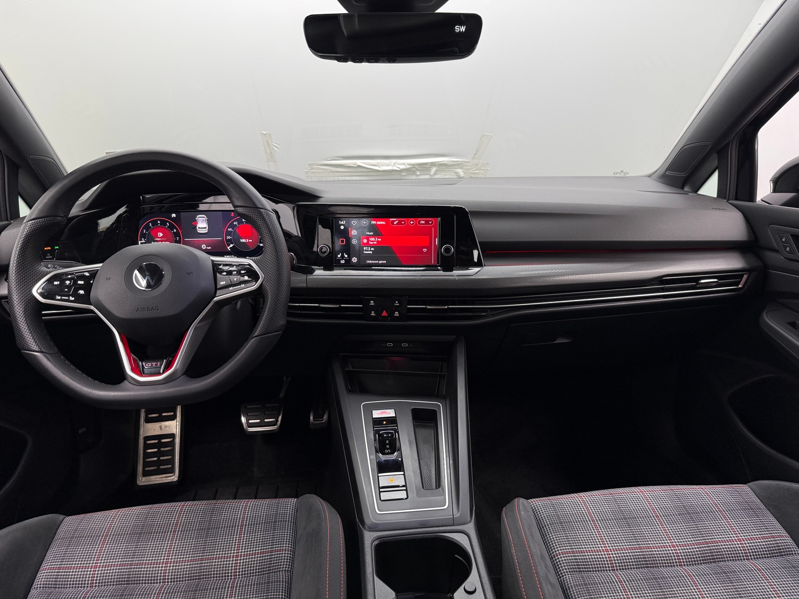 Thumbnail: 2022 Volkswagen Golf - 3