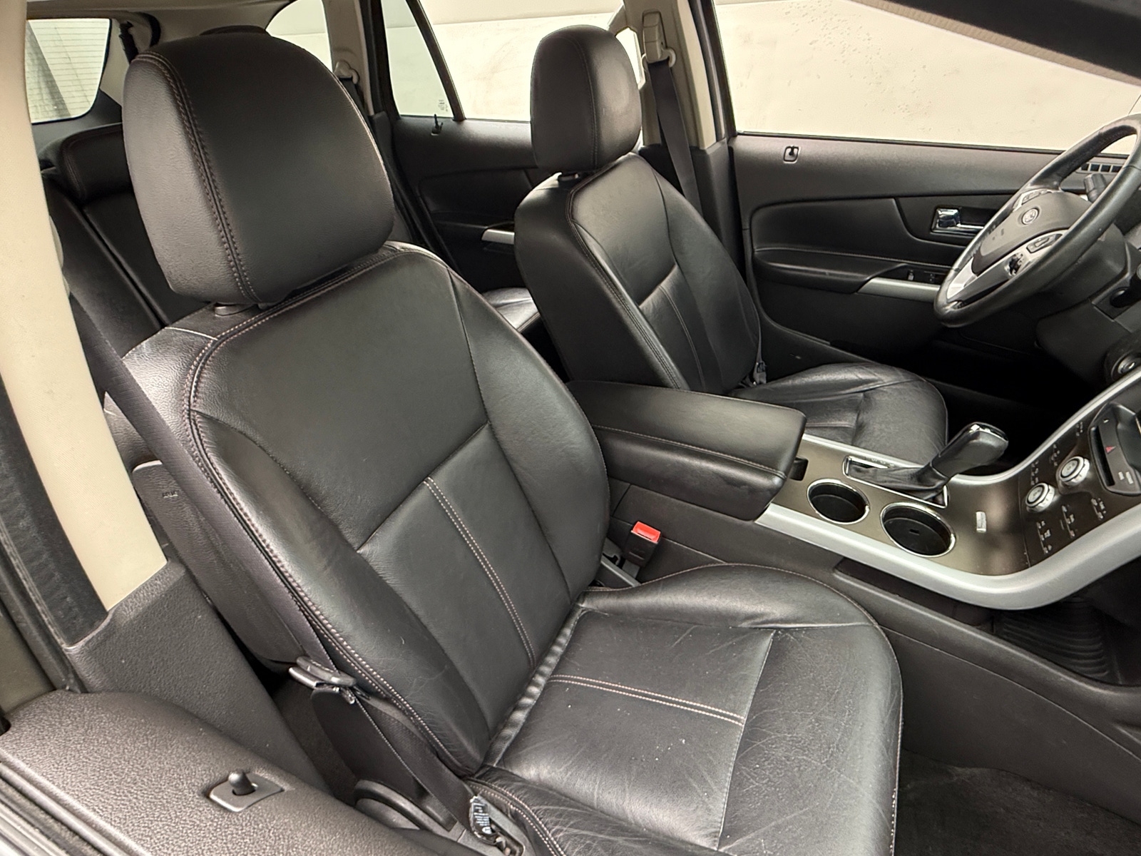 Thumbnail: 2014 Ford Edge - 2