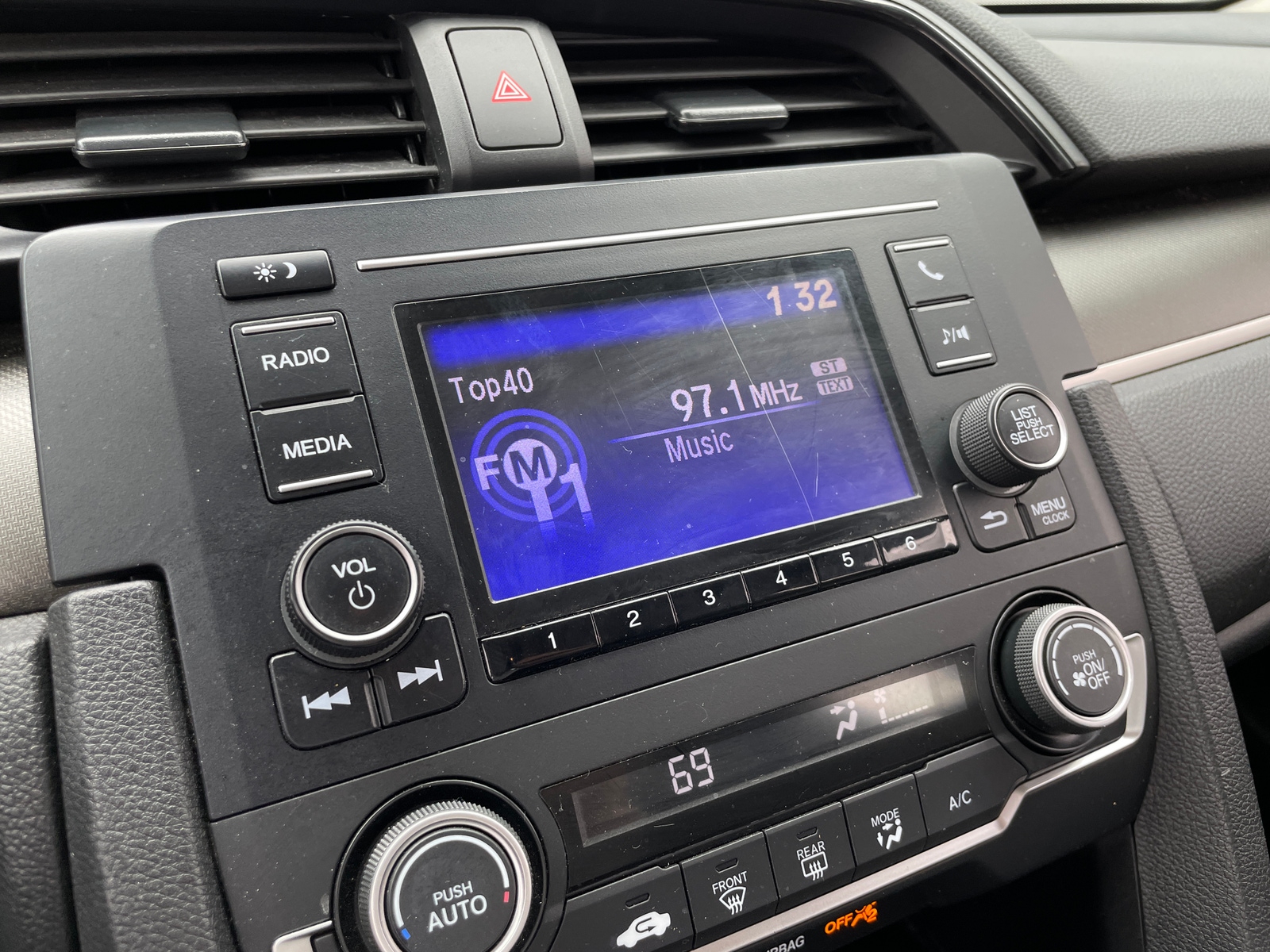 Thumbnail: 2019 Honda Civic - 4