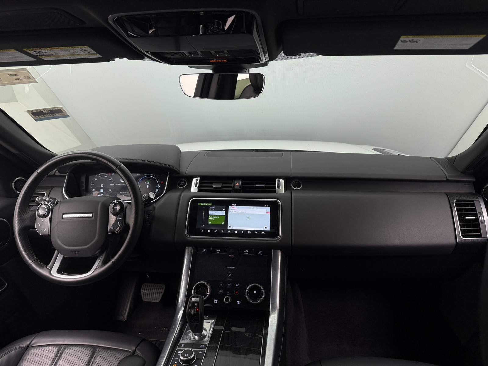 Thumbnail: 2020 Land Rover Range Rover Sport - 2