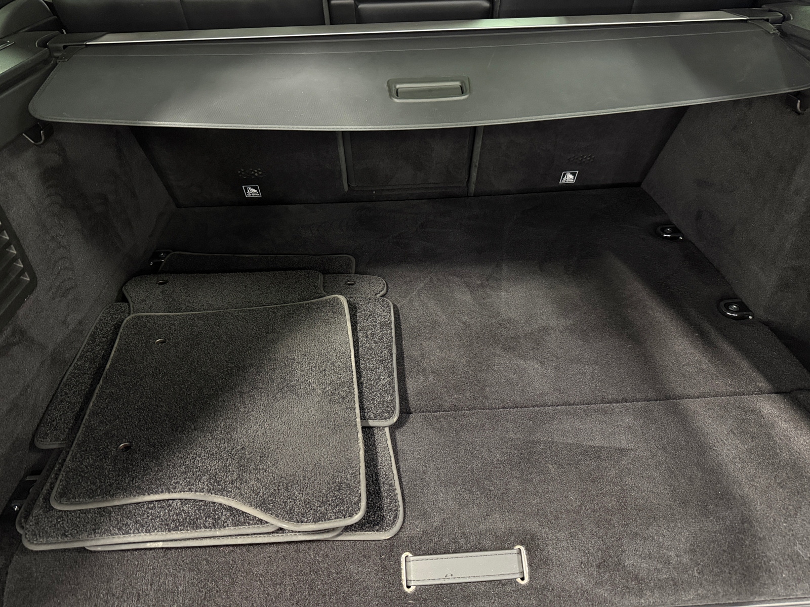 Thumbnail: 2020 Land Rover Range Rover Sport - 6