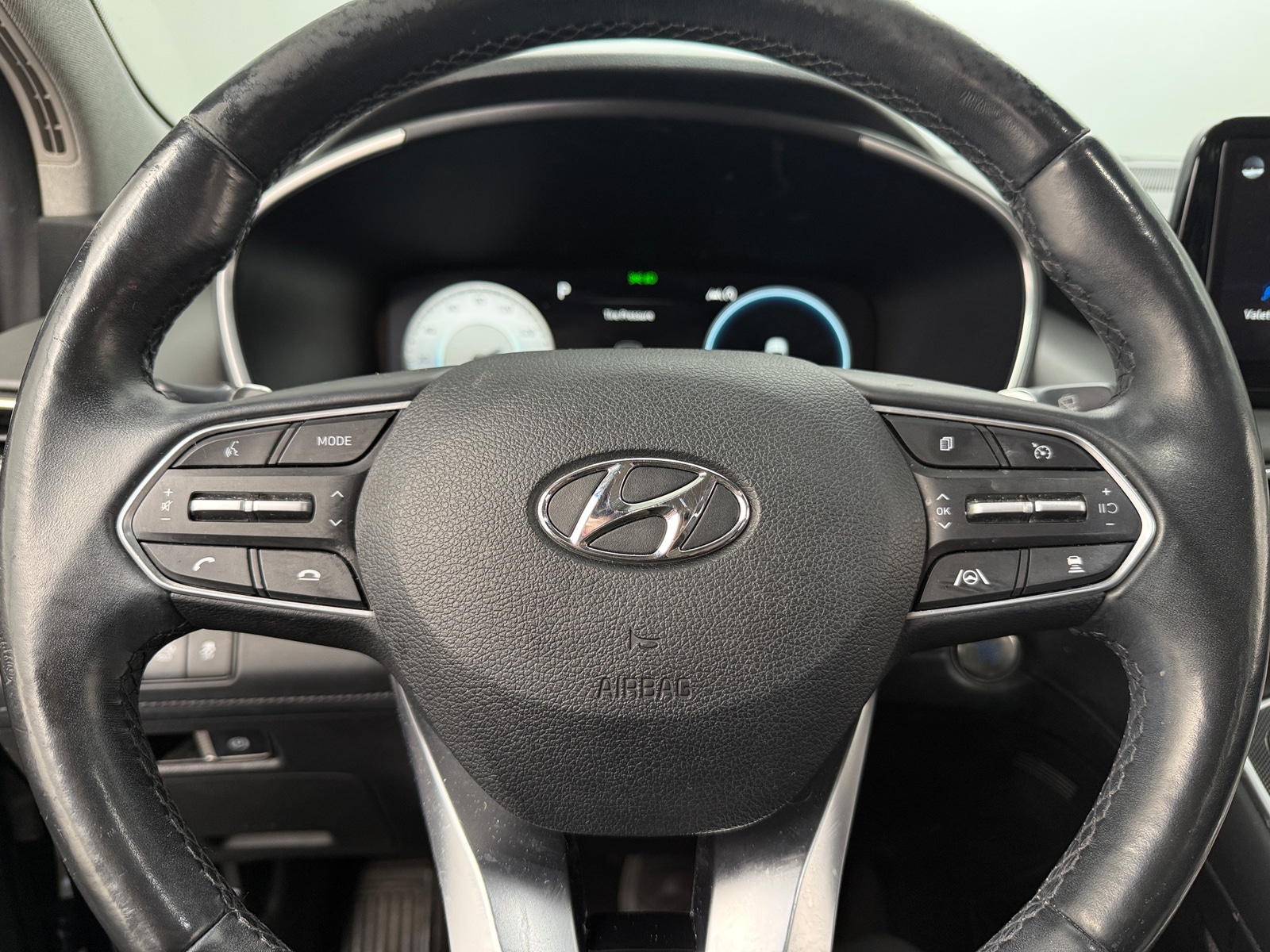 Thumbnail: 2021 Hyundai Santa Fe - 4