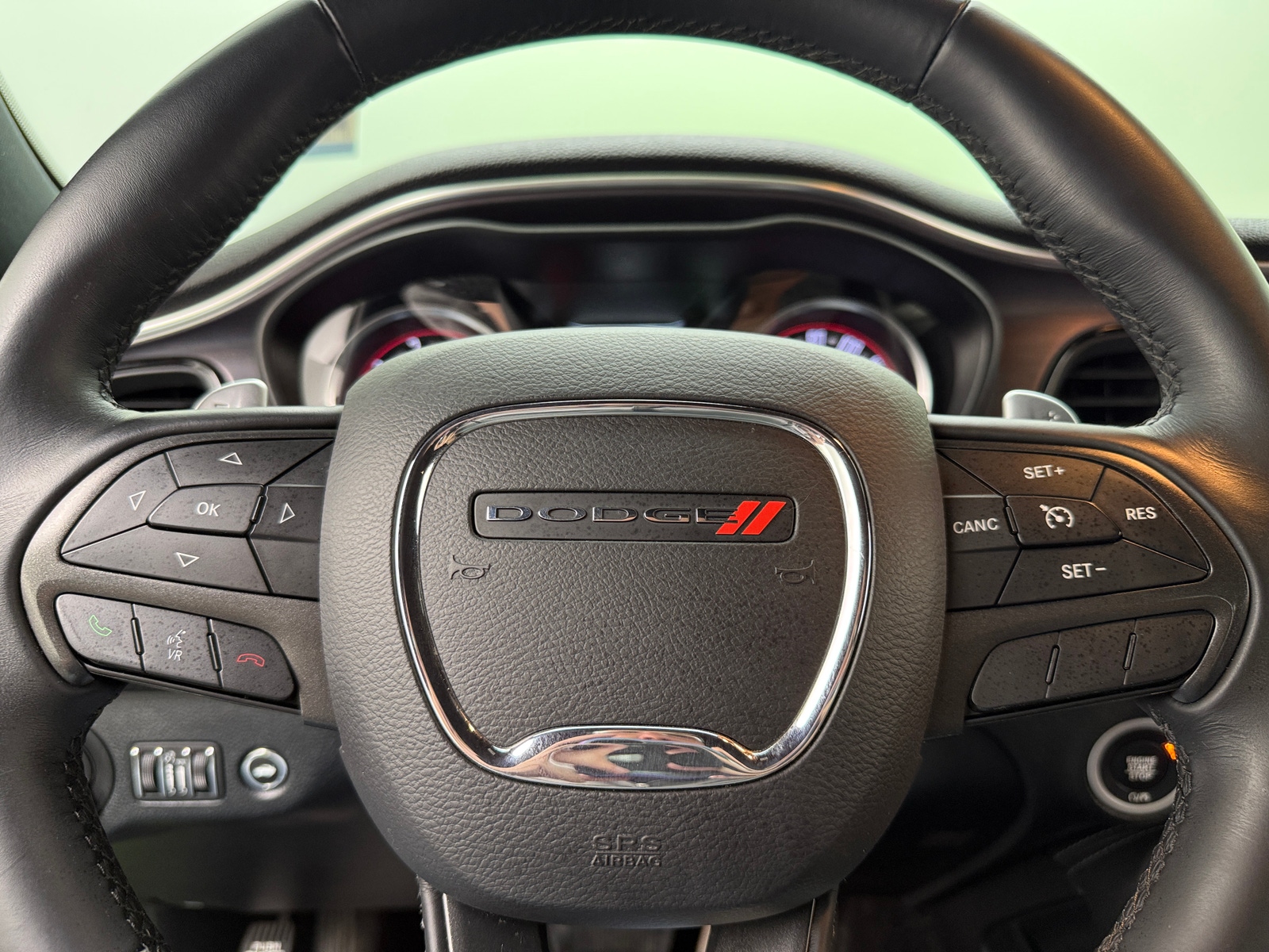 Thumbnail: 2017 Dodge Challenger - 4