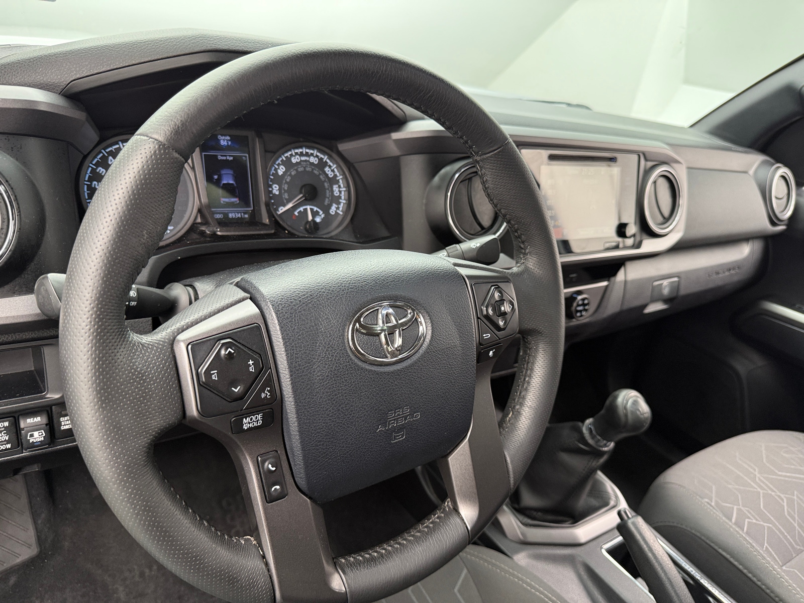 Thumbnail: 2017 Toyota Tacoma - 5
