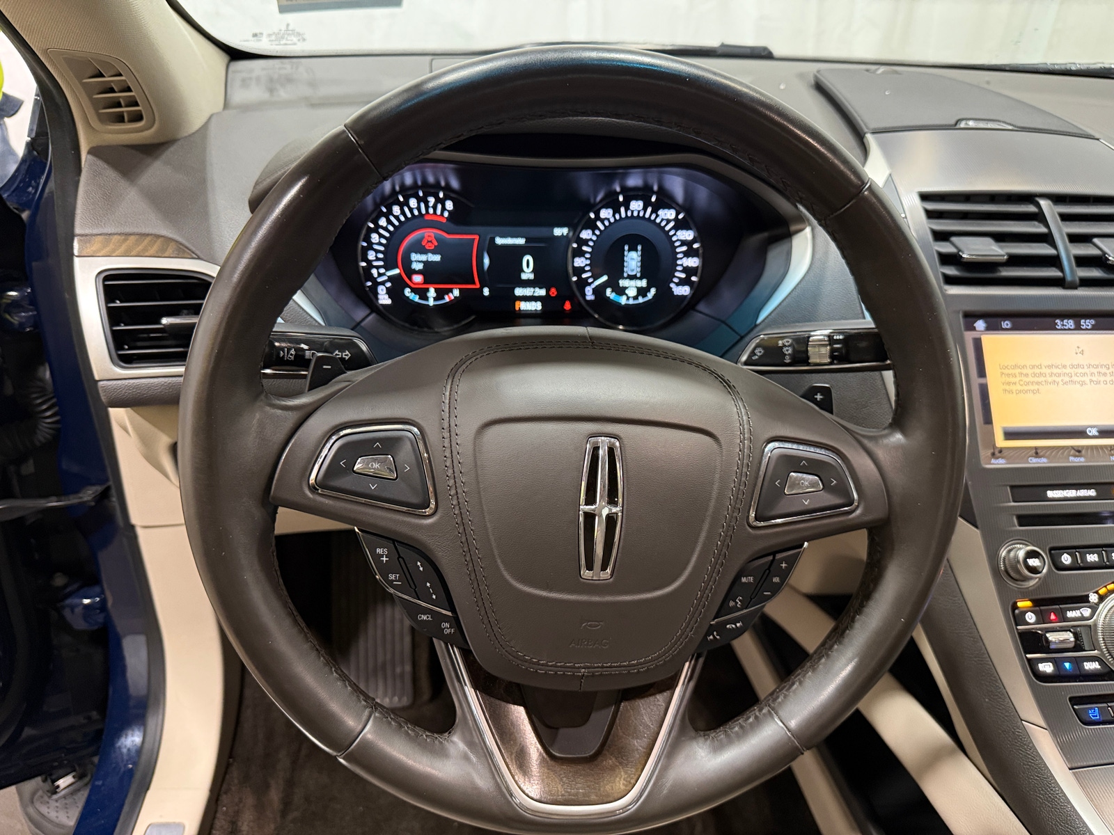 Thumbnail: 2019 Lincoln MKZ - 5