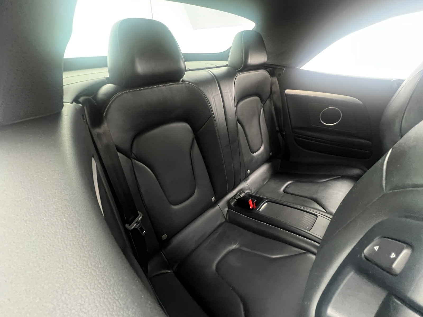 Thumbnail: 2010 Audi S5 - 5