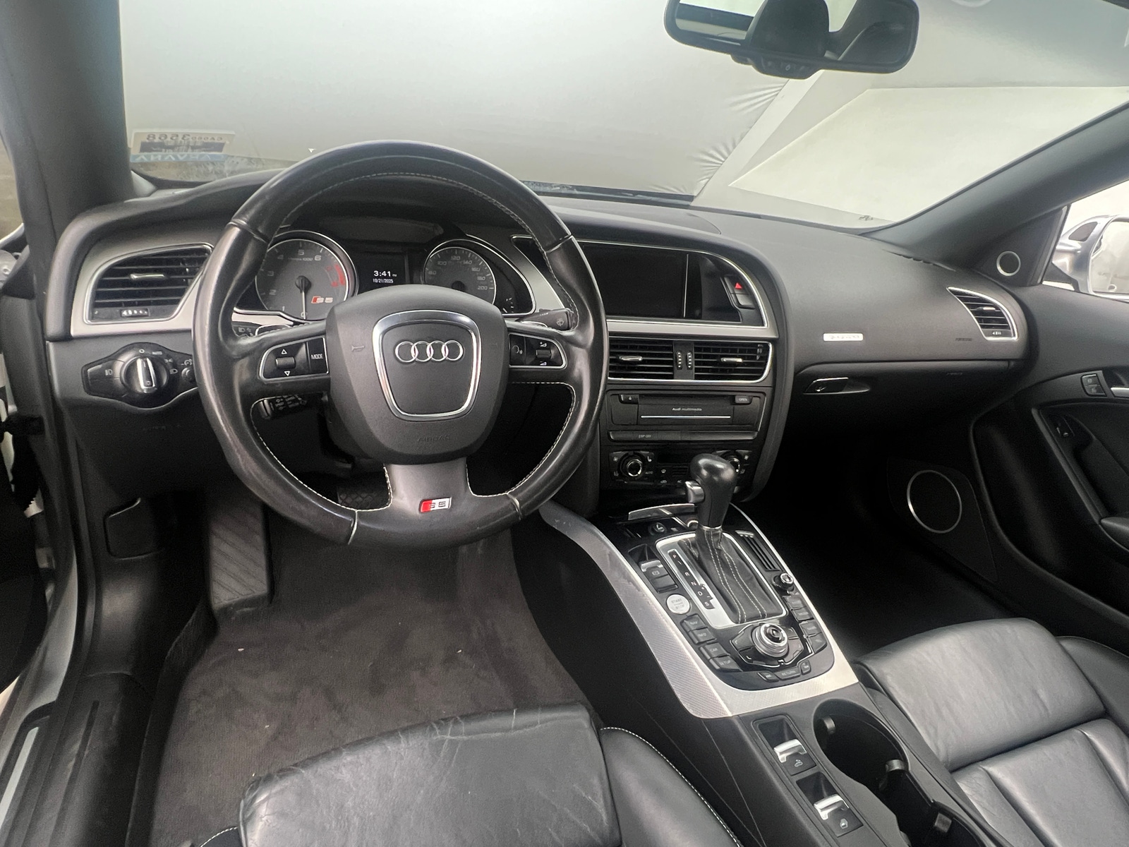 Thumbnail: 2010 Audi S5 - 2