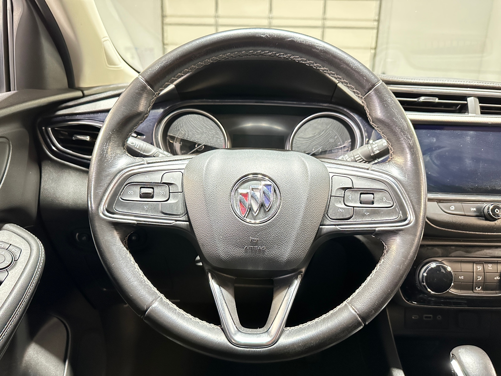 Thumbnail: 2020 Buick Encore GX - 4