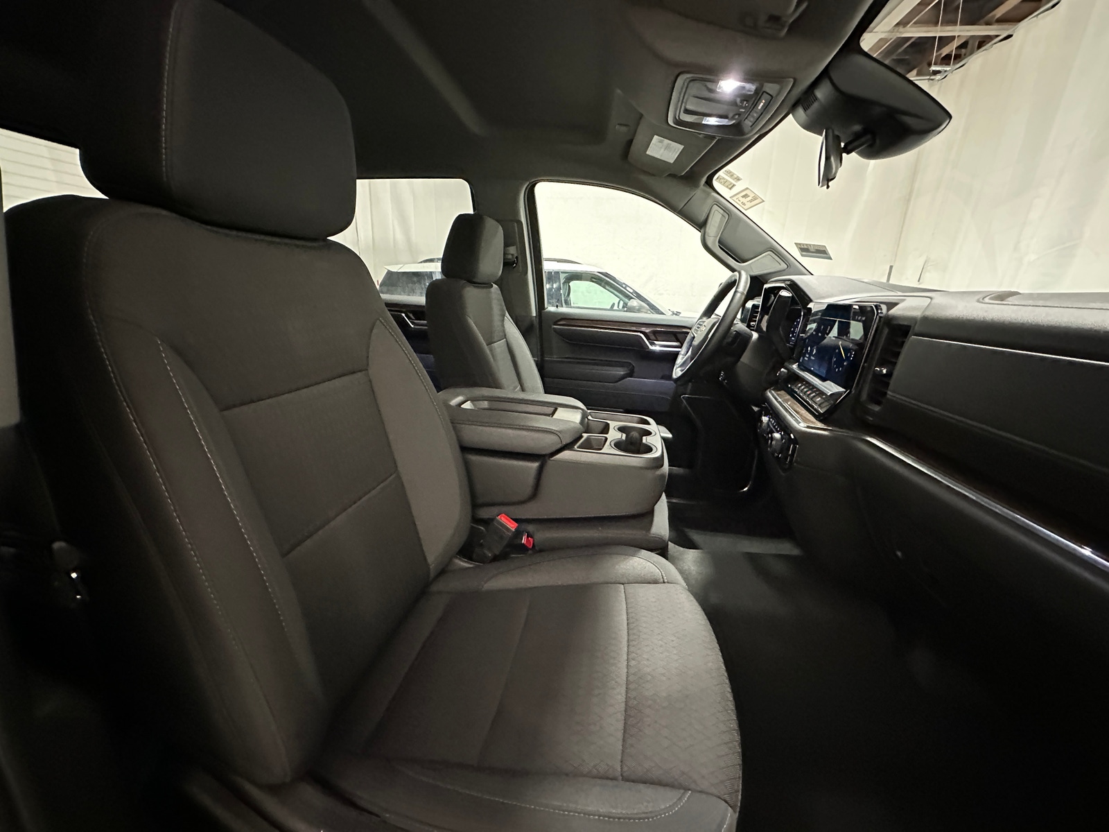Thumbnail: 2023 Chevrolet Silverado 1500 - 2