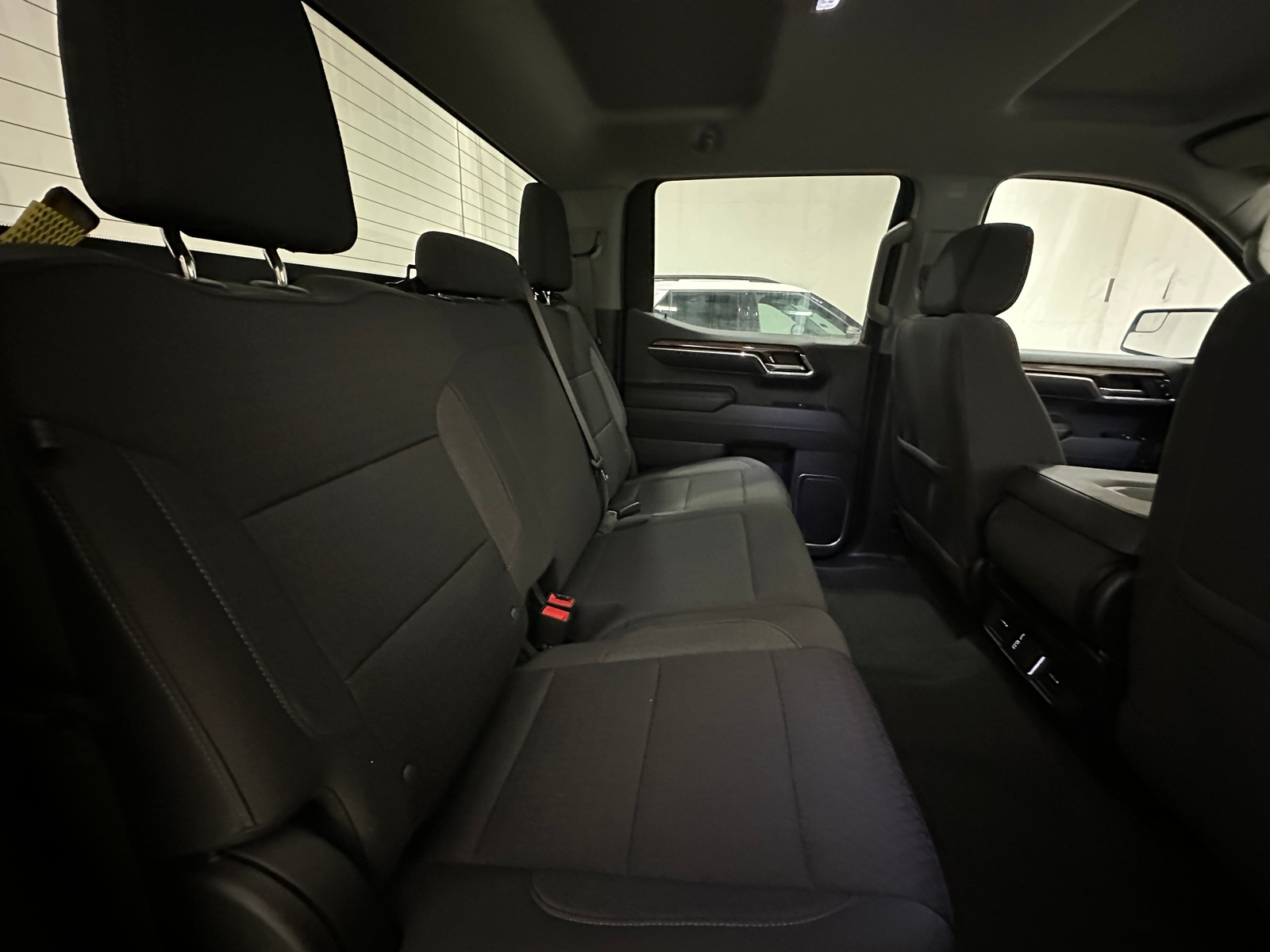 Thumbnail: 2023 Chevrolet Silverado 1500 - 6