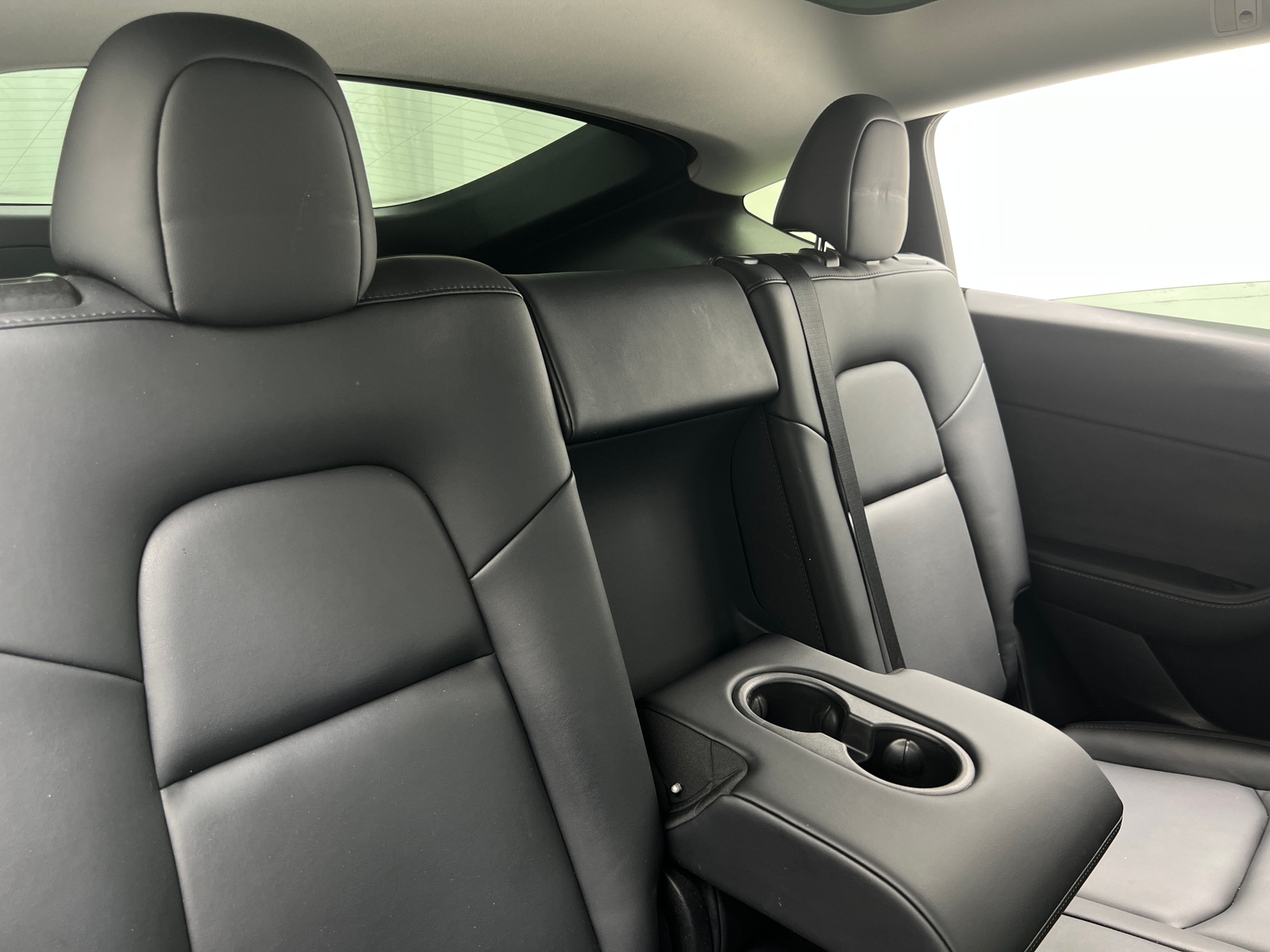 Thumbnail: 2022 Tesla Model Y - 5