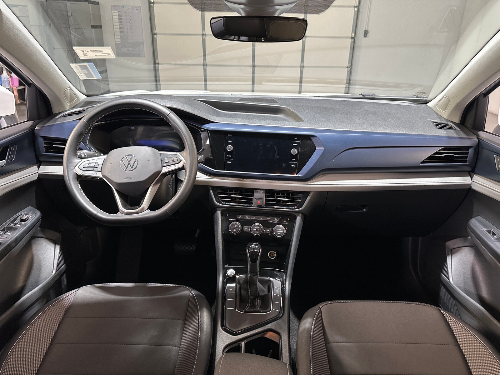 Thumbnail: 2024 Volkswagen Taos - 2