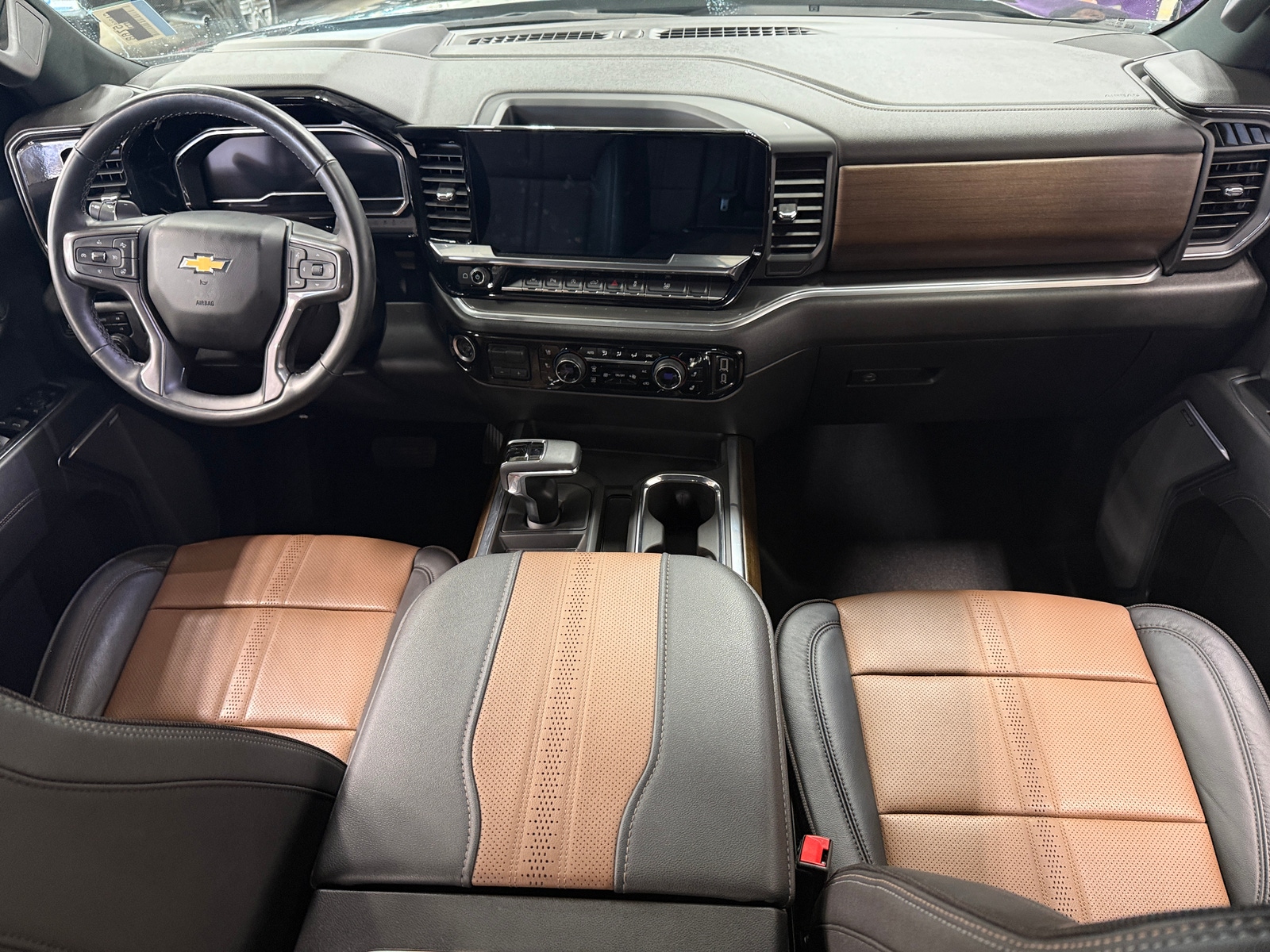 Thumbnail: 2024 Chevrolet Silverado 1500 - 2