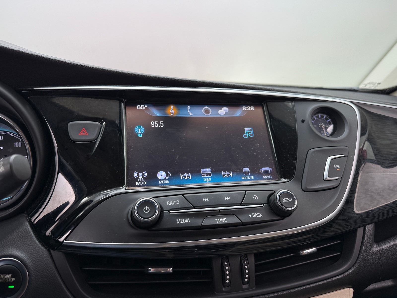 Thumbnail: 2018 Buick Envision - 4