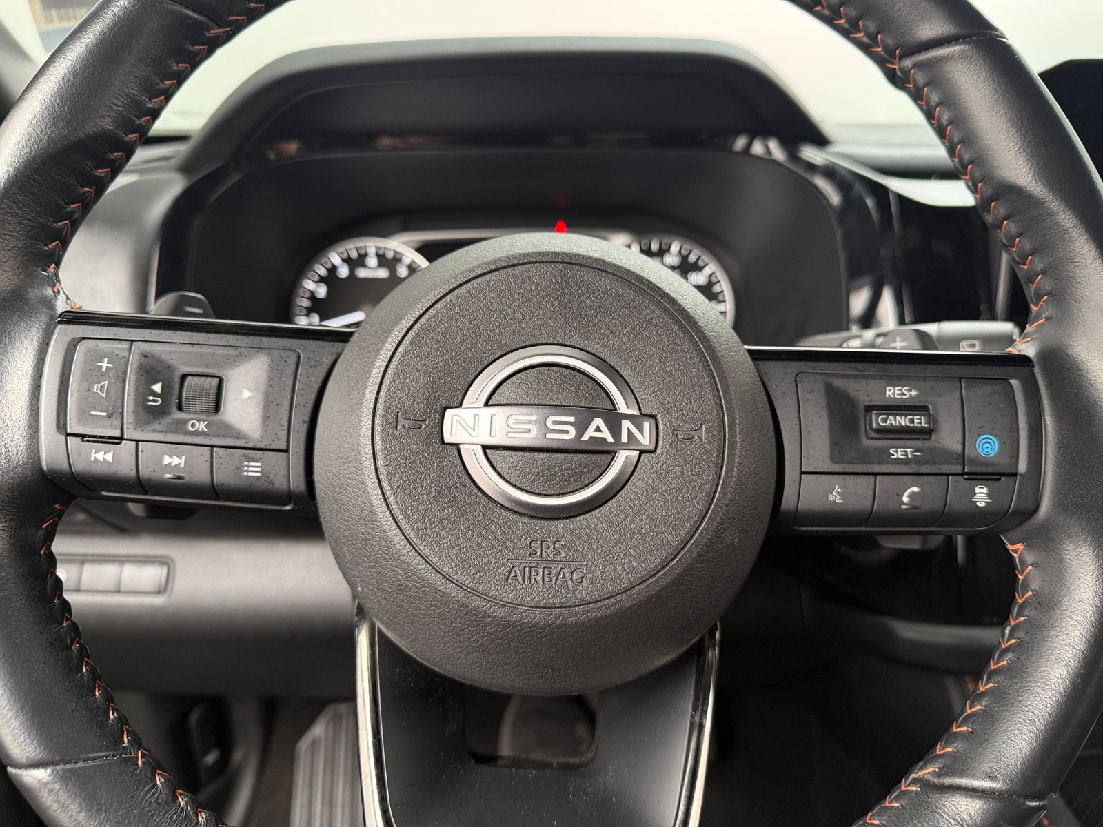 Thumbnail: 2023 Nissan Pathfinder - 4