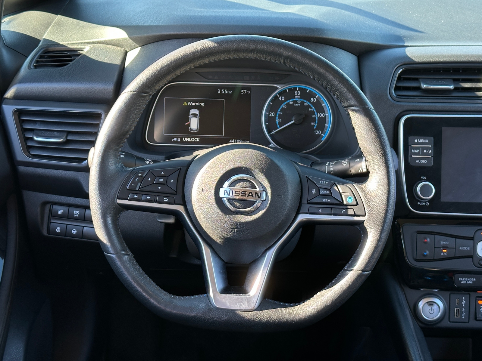 Thumbnail: 2020 Nissan Leaf - 5