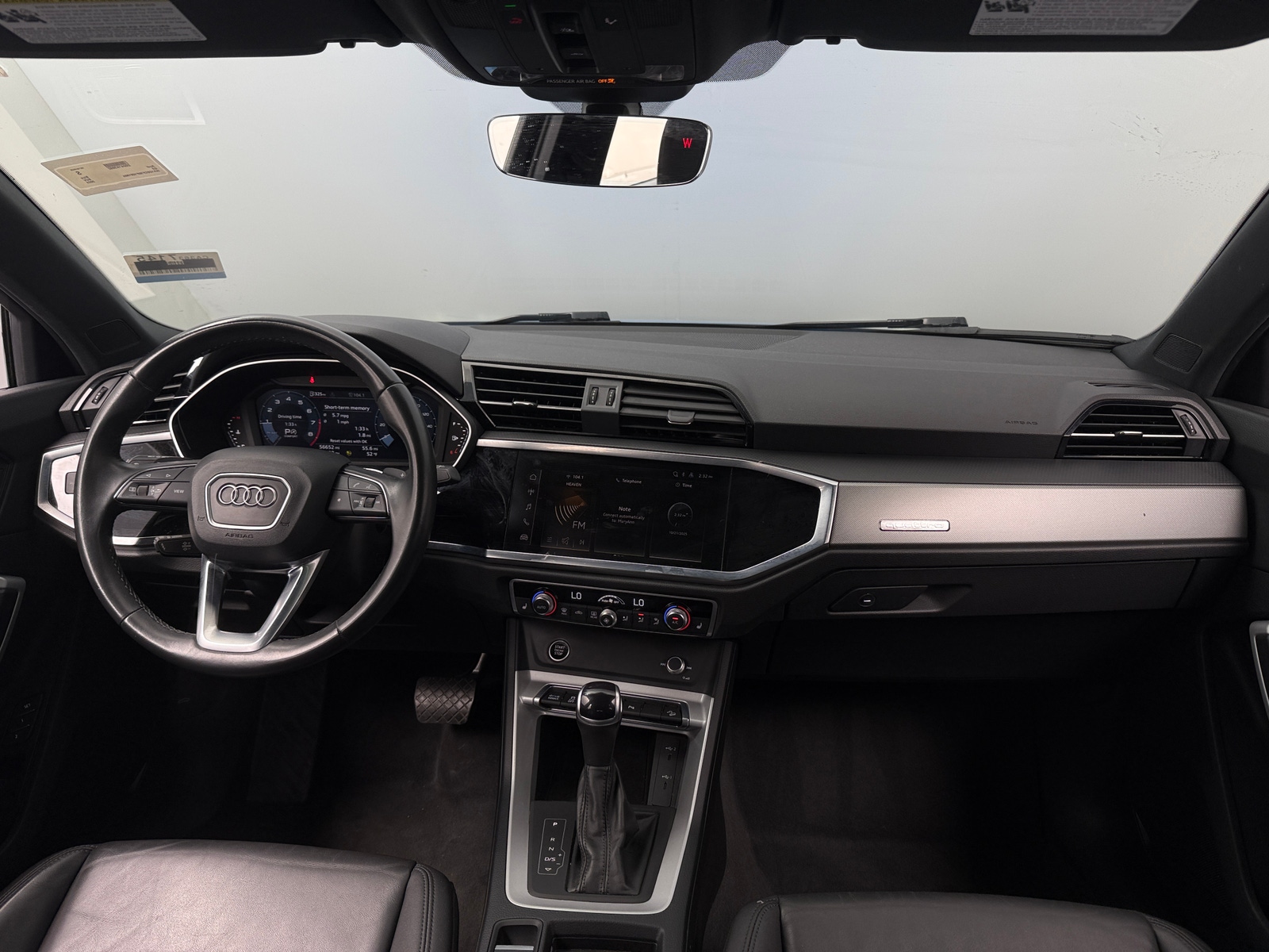 Thumbnail: 2023 Audi Q3 - 2