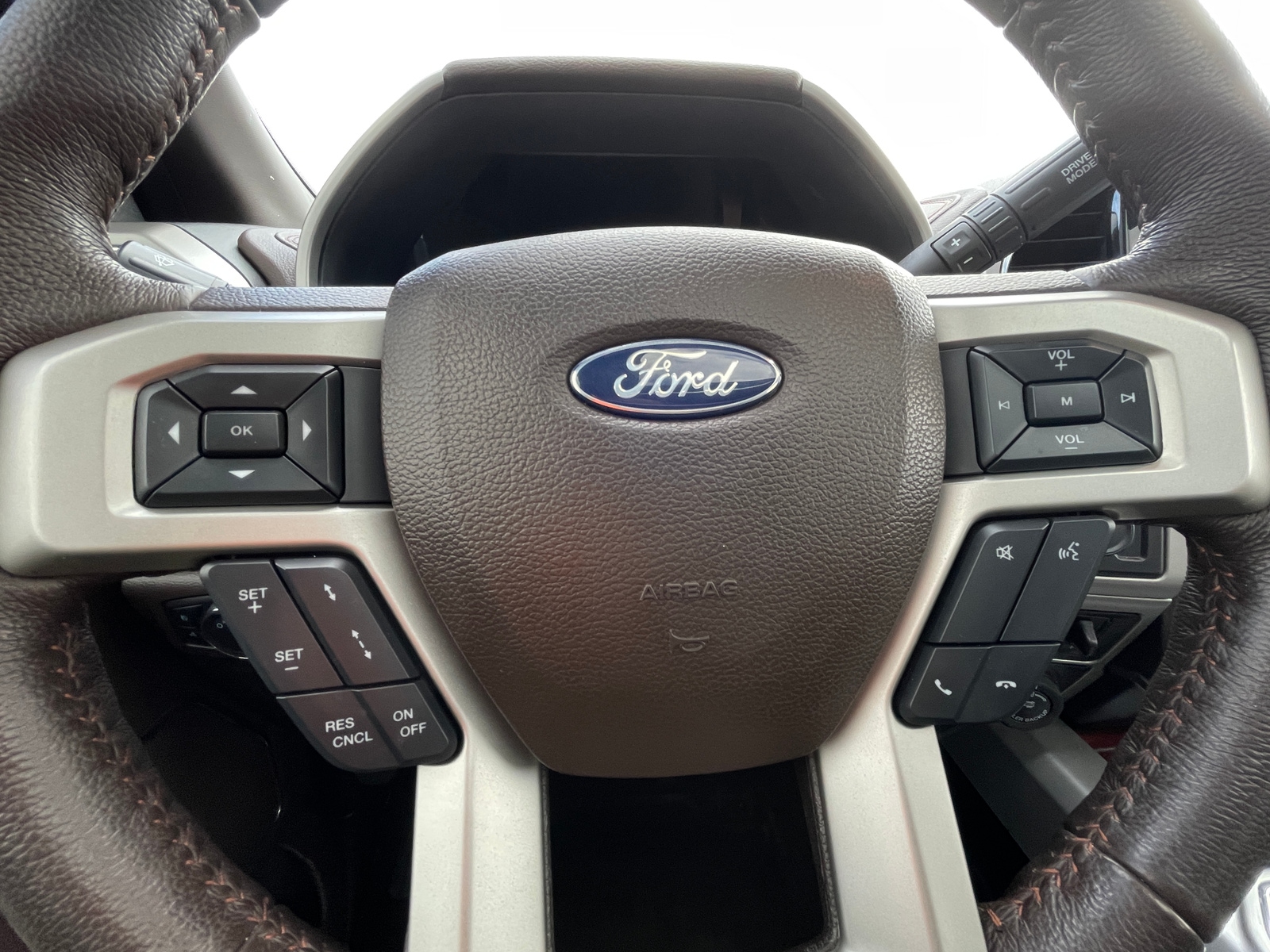 Thumbnail: 2022 Ford Econoline - 4