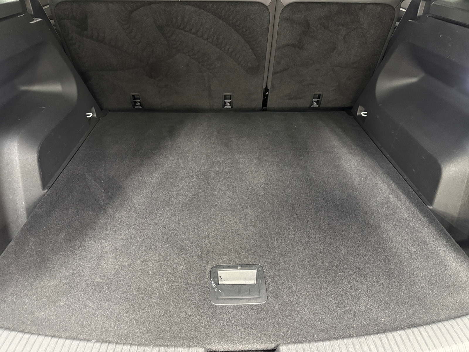 Thumbnail: 2025 Volkswagen Atlas - 6