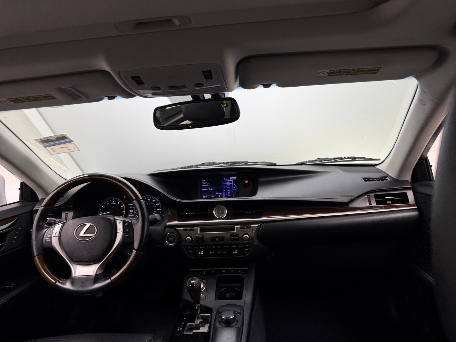 Thumbnail: 2013 Lexus ES - 2