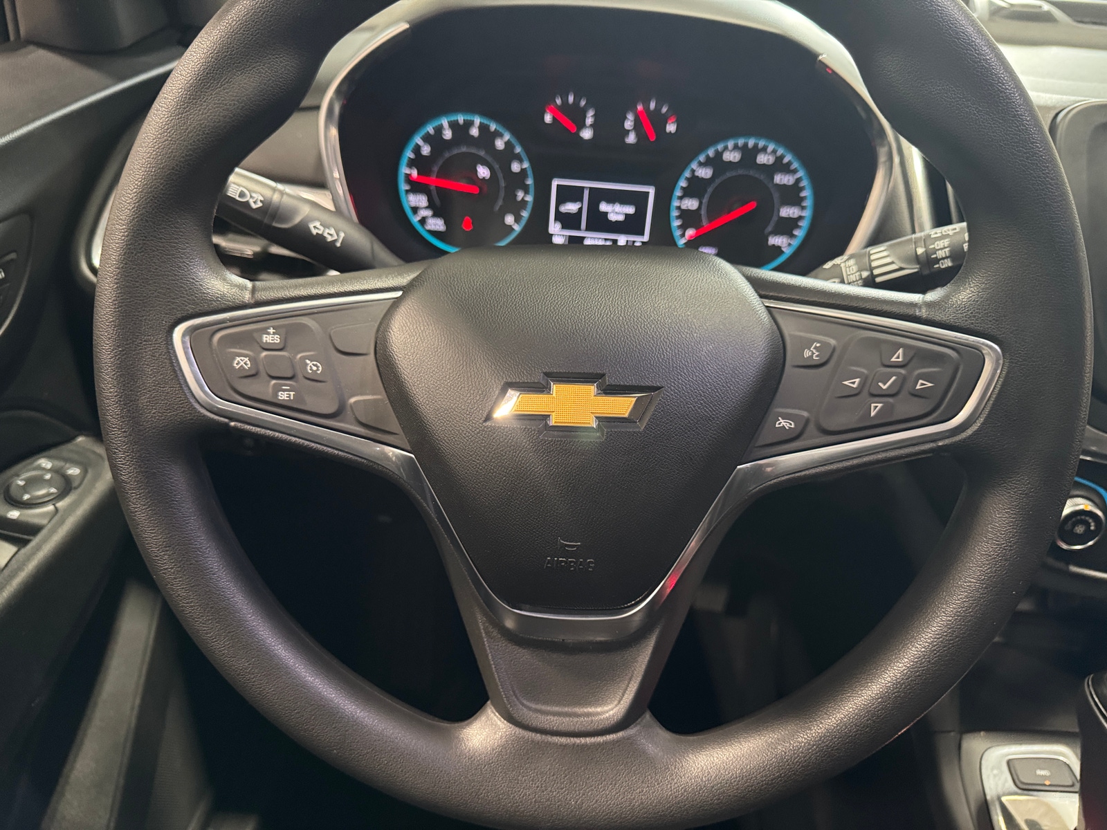 Thumbnail: 2018 Chevrolet Equinox - 5