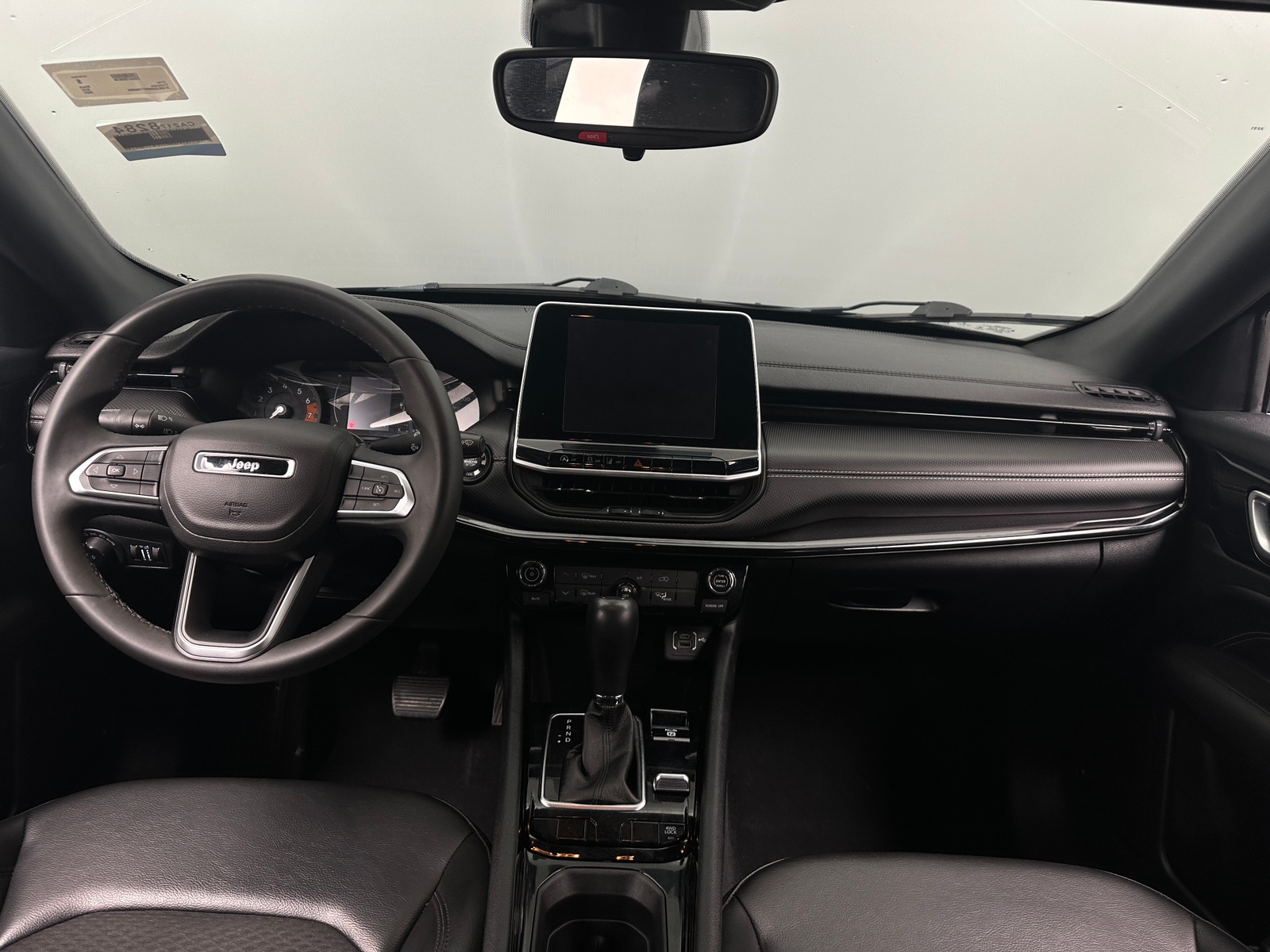 Thumbnail: 2022 Jeep Compass - 3