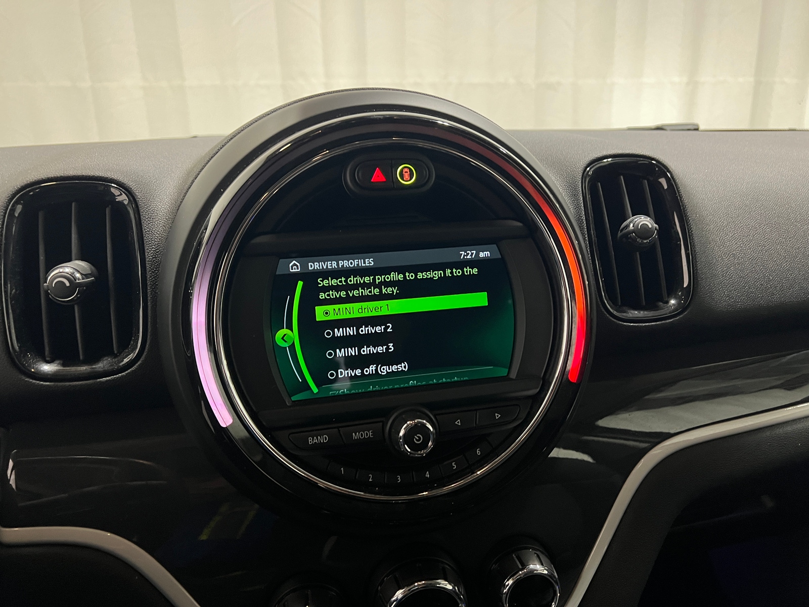 Thumbnail: 2020 MINI Cooper Countryman - 3