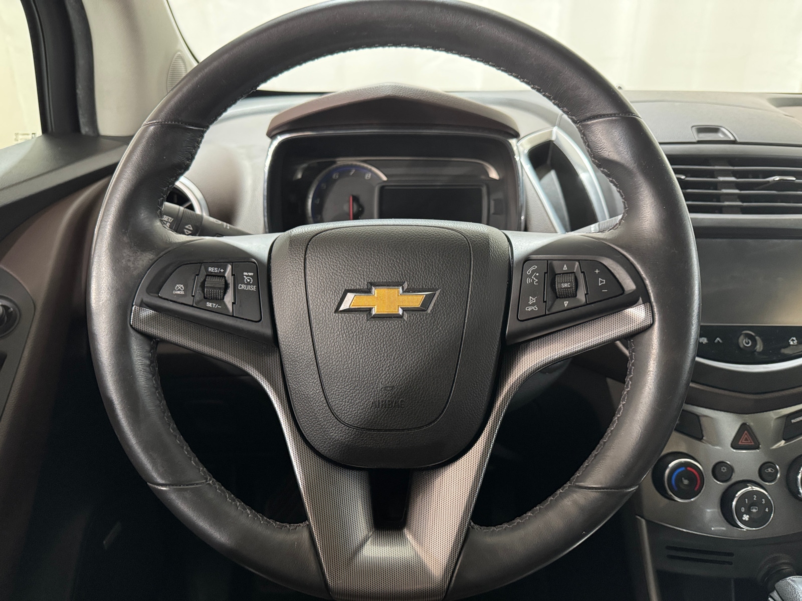 Thumbnail: 2016 Chevrolet Trax - 4