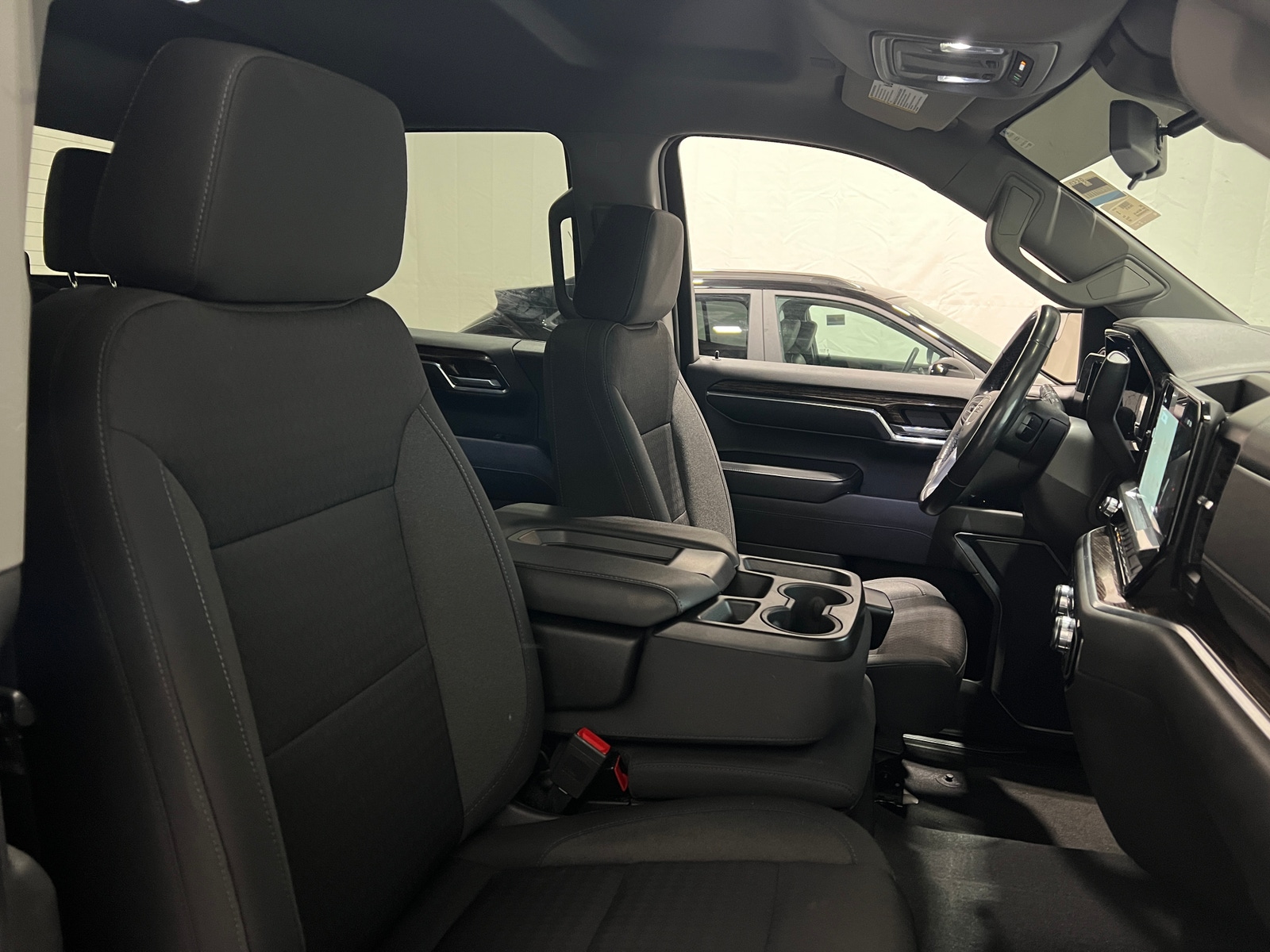 Thumbnail: 2022 GMC Sierra 1500 - 2